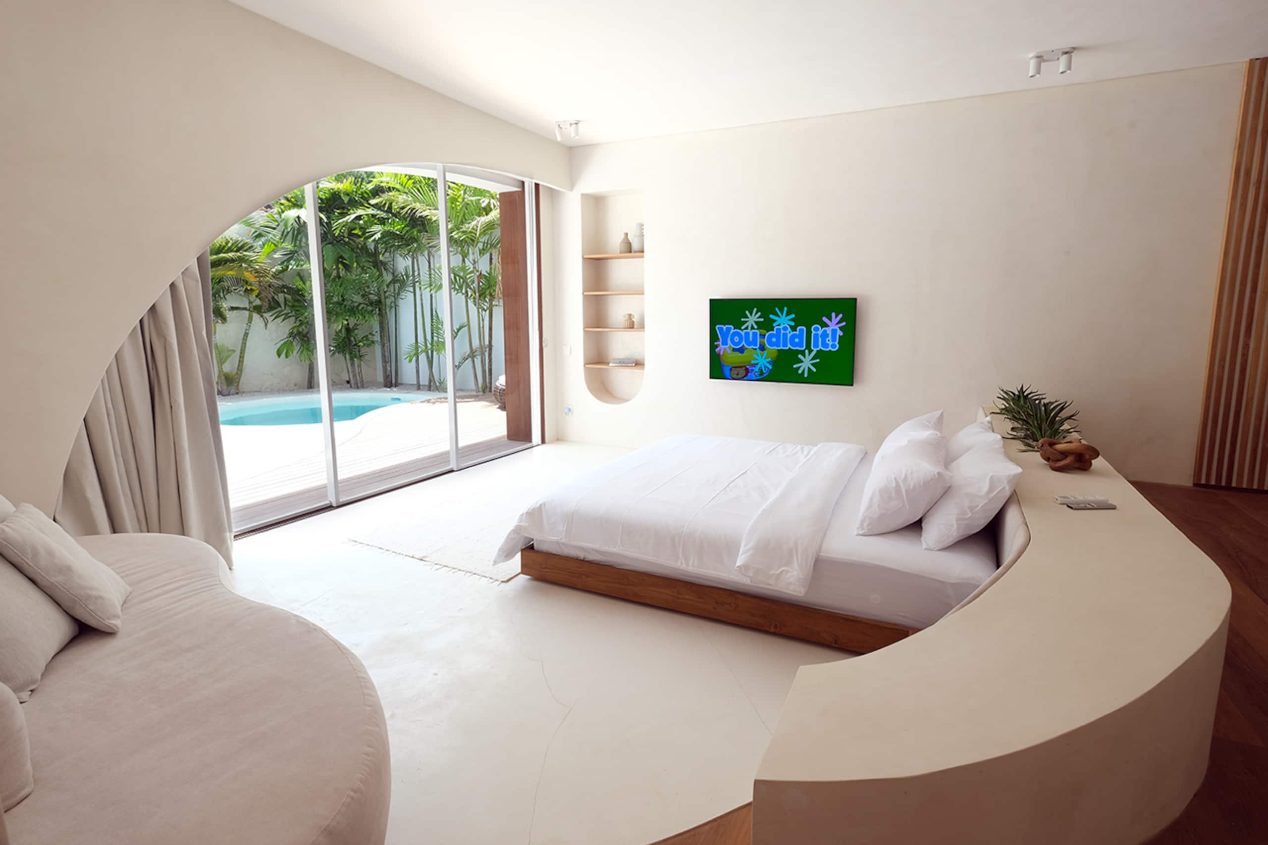 BLANQ - Beachside Dream Retreat 11