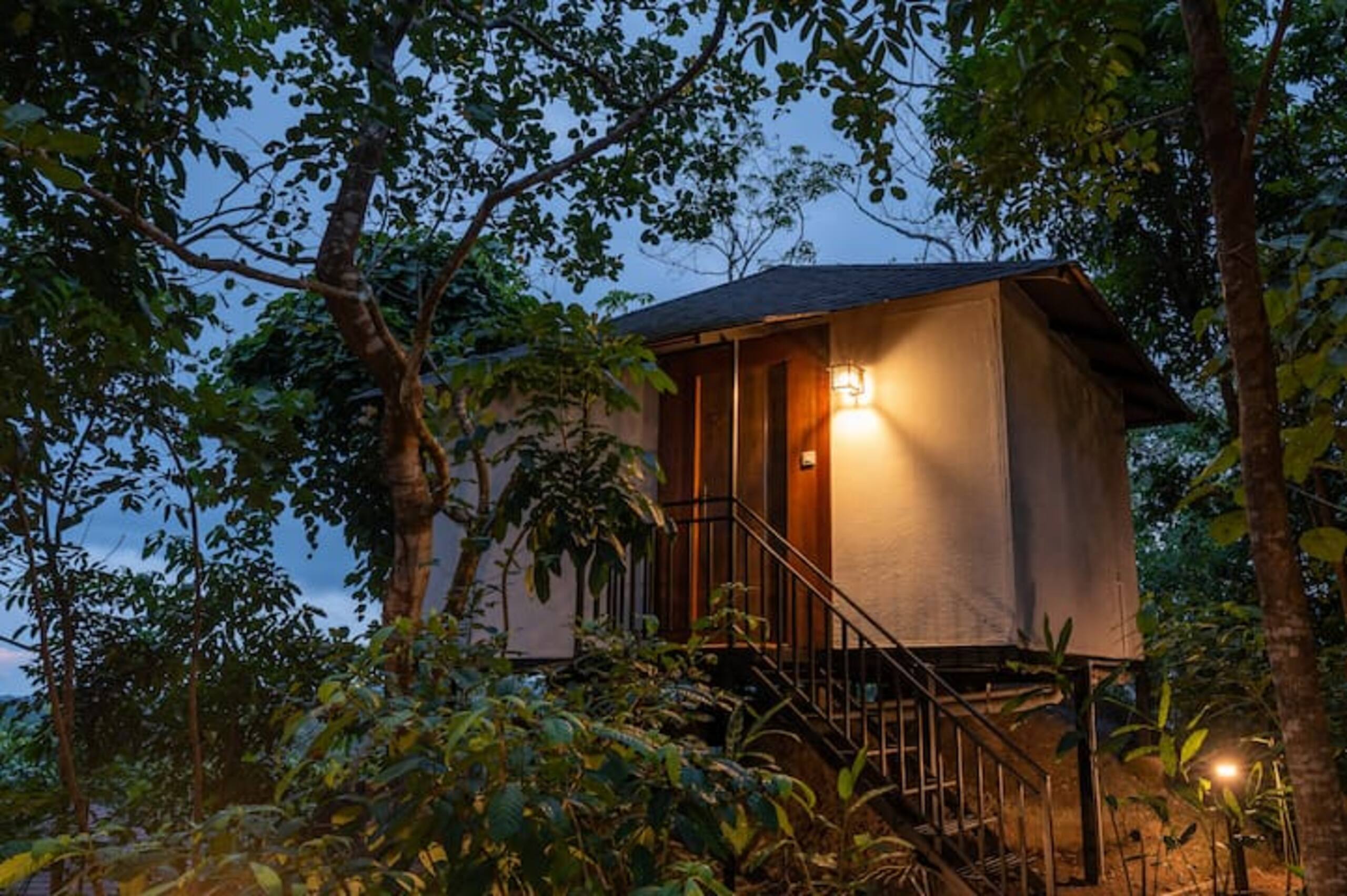 Cottage w pool overlooking Jatayu | Arayaal 3