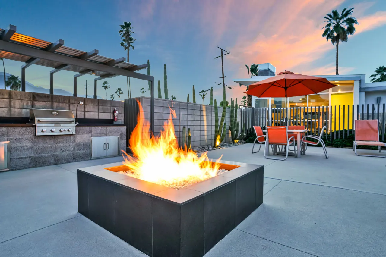 The Vista: Palm Springs, CA 15