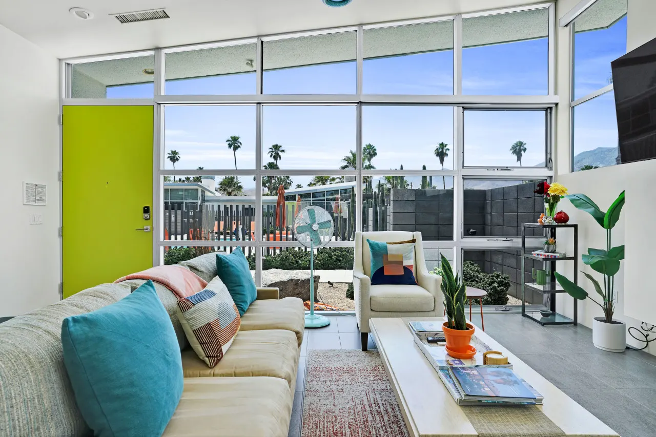 The Vista: Palm Springs, CA 6