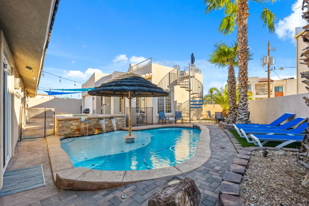 Havasu Mulberry - 5Min Walk To Beach, Pool, Spa, FirePit (No Casita)