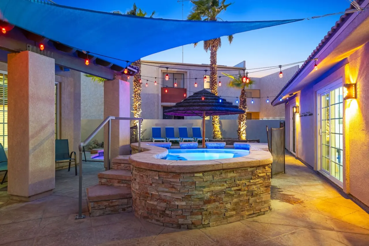 Havasu Mulberry - 5Min Walk To Beach, Pool, Spa, FirePit (No Casita) — photo 3