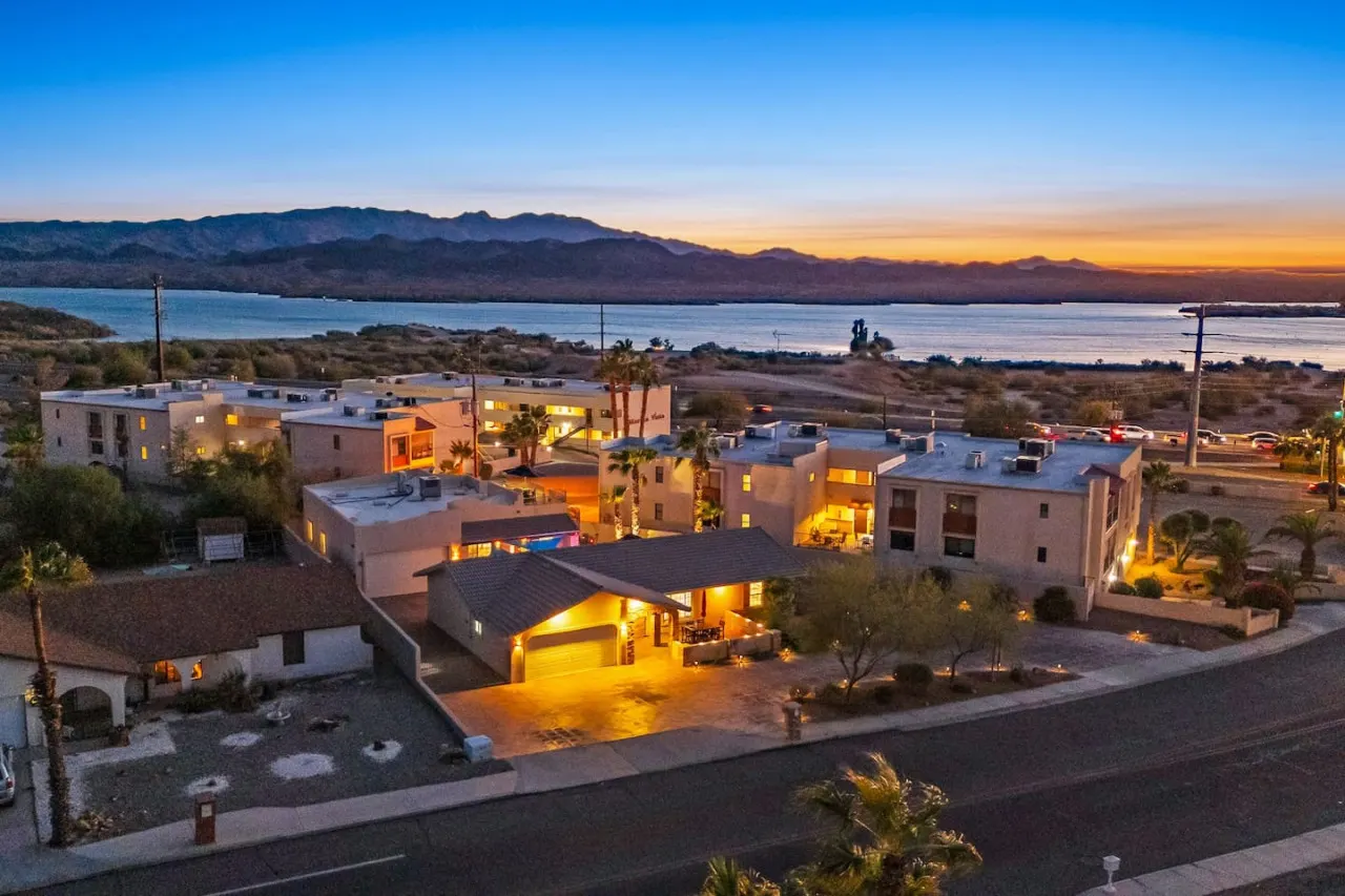 Havasu Mulberry - 5Min Walk To Beach, Pool, Spa, FirePit (No Casita) — photo 4