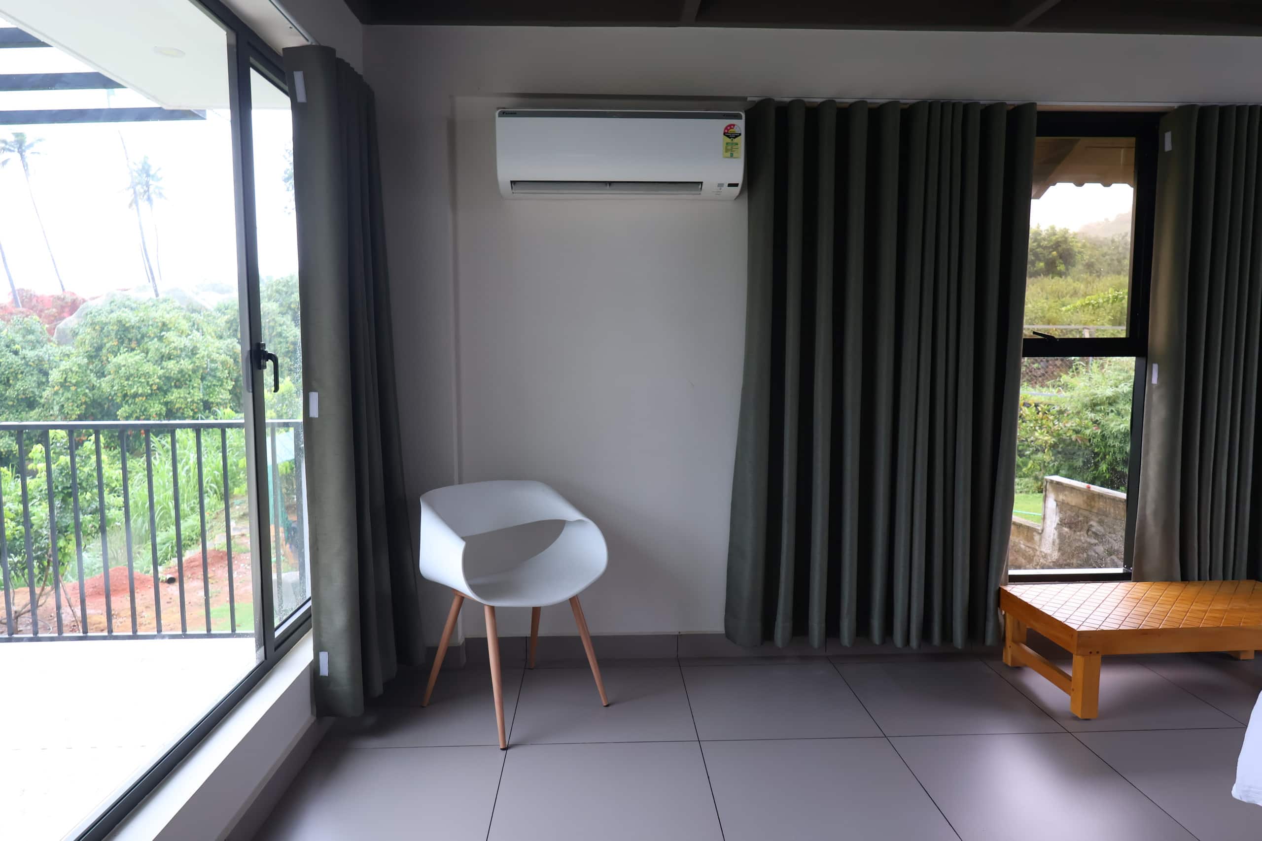 Kudayathoor Mountain Vista - Luxury Farmstay 28