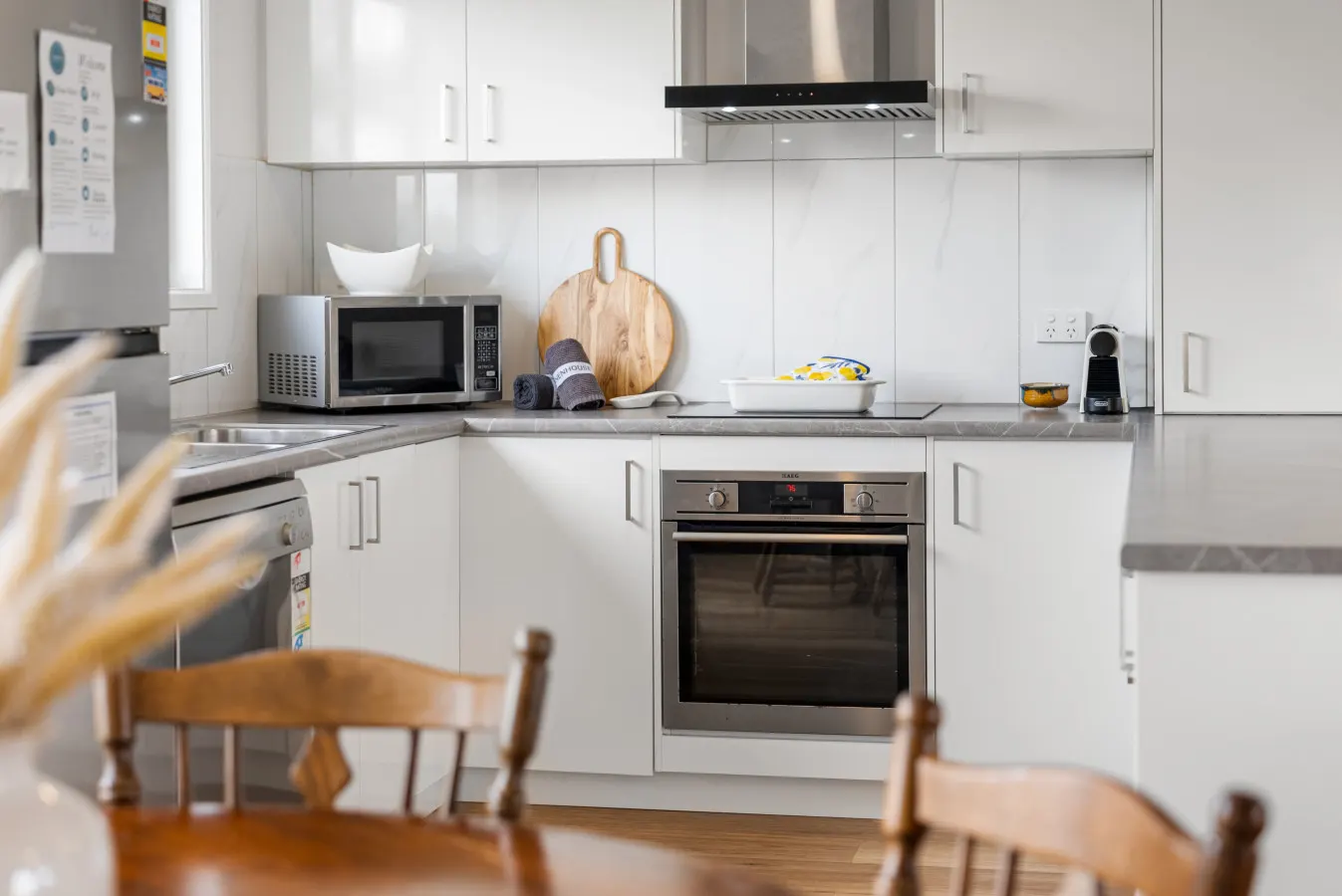 Sea Breeze—Spacious Family Escape near Surf Beach 9