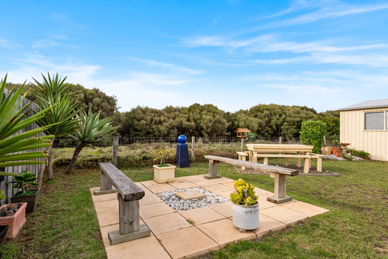 Sea Breeze—Spacious Family Escape near Surf Beach — photo 5