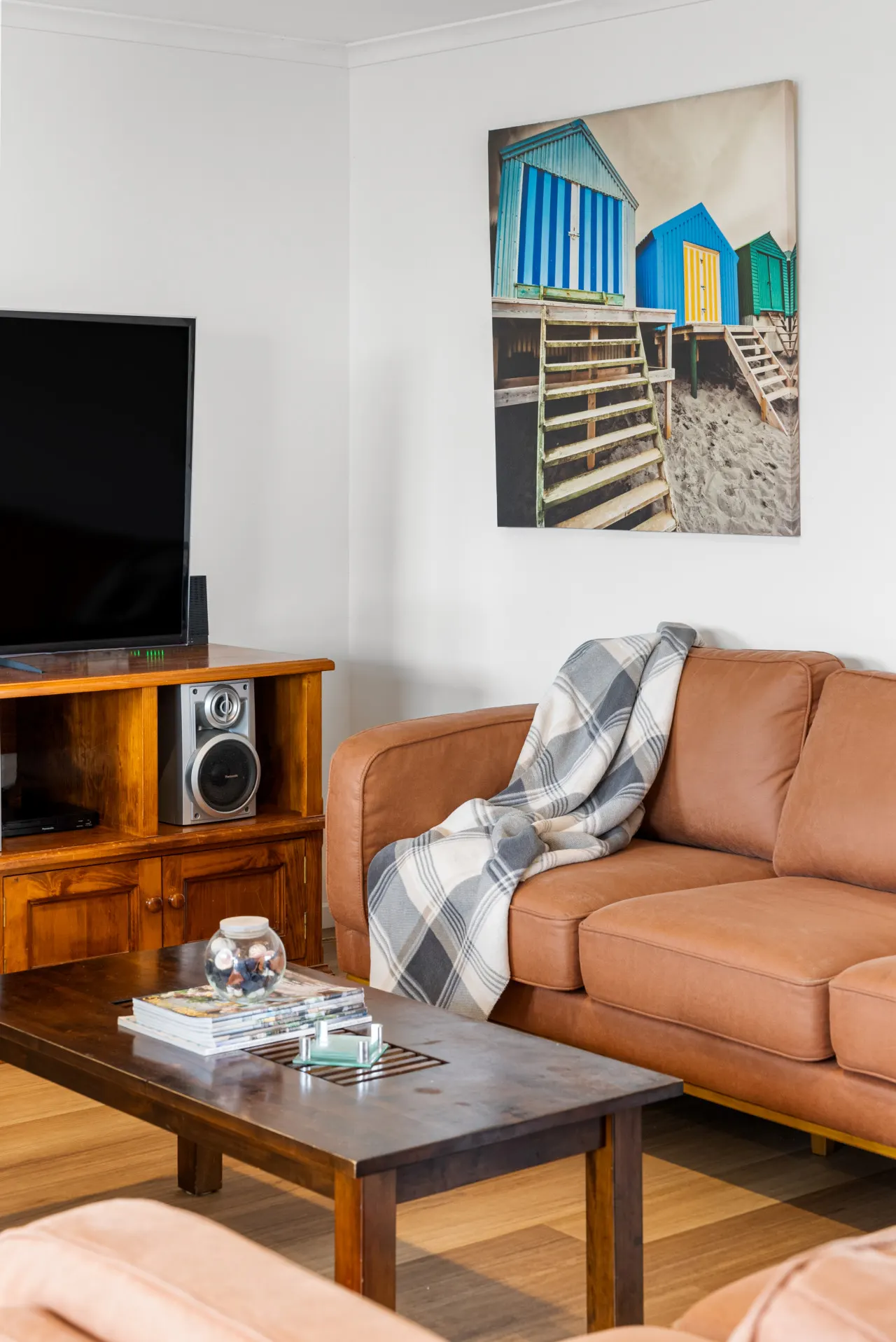 Sea Breeze—Spacious Family Escape near Surf Beach 8