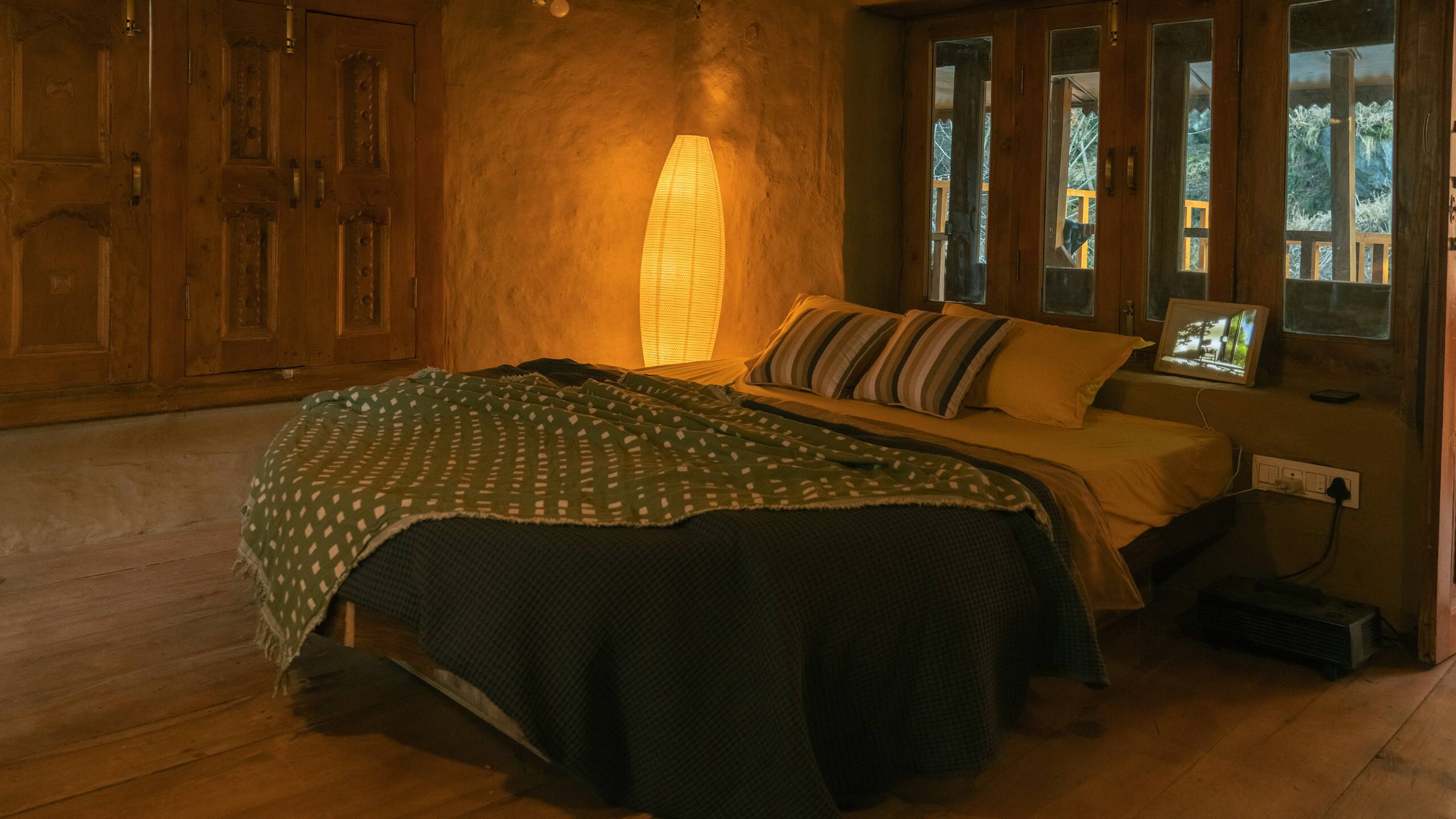 Shunya Stays - A Wooden Chalet in Uch Dhar 34