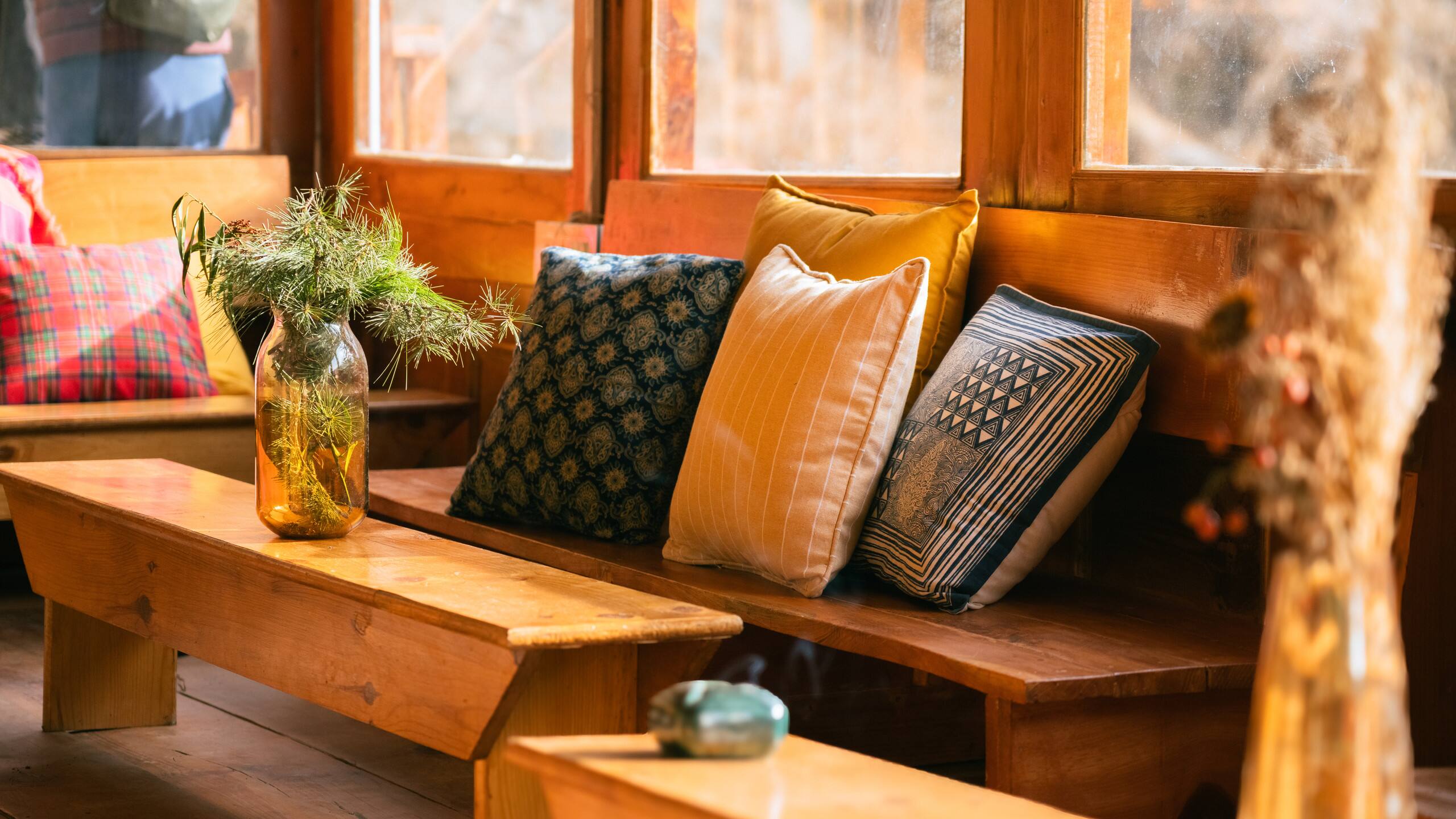 Shunya Stays - A Wooden Chalet in Uch Dhar 10