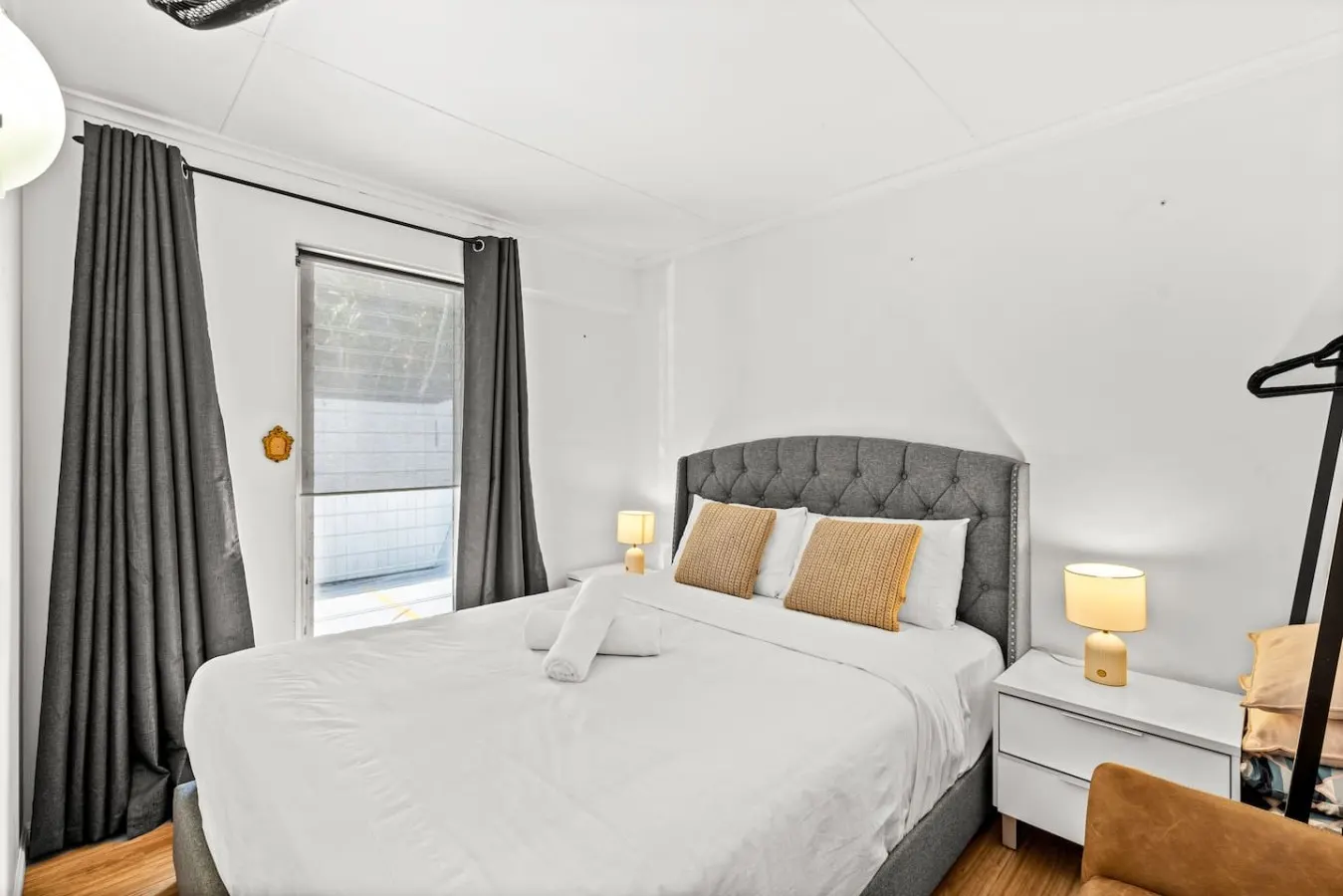 2BR Home + Free Parking @ Paddington Central 3