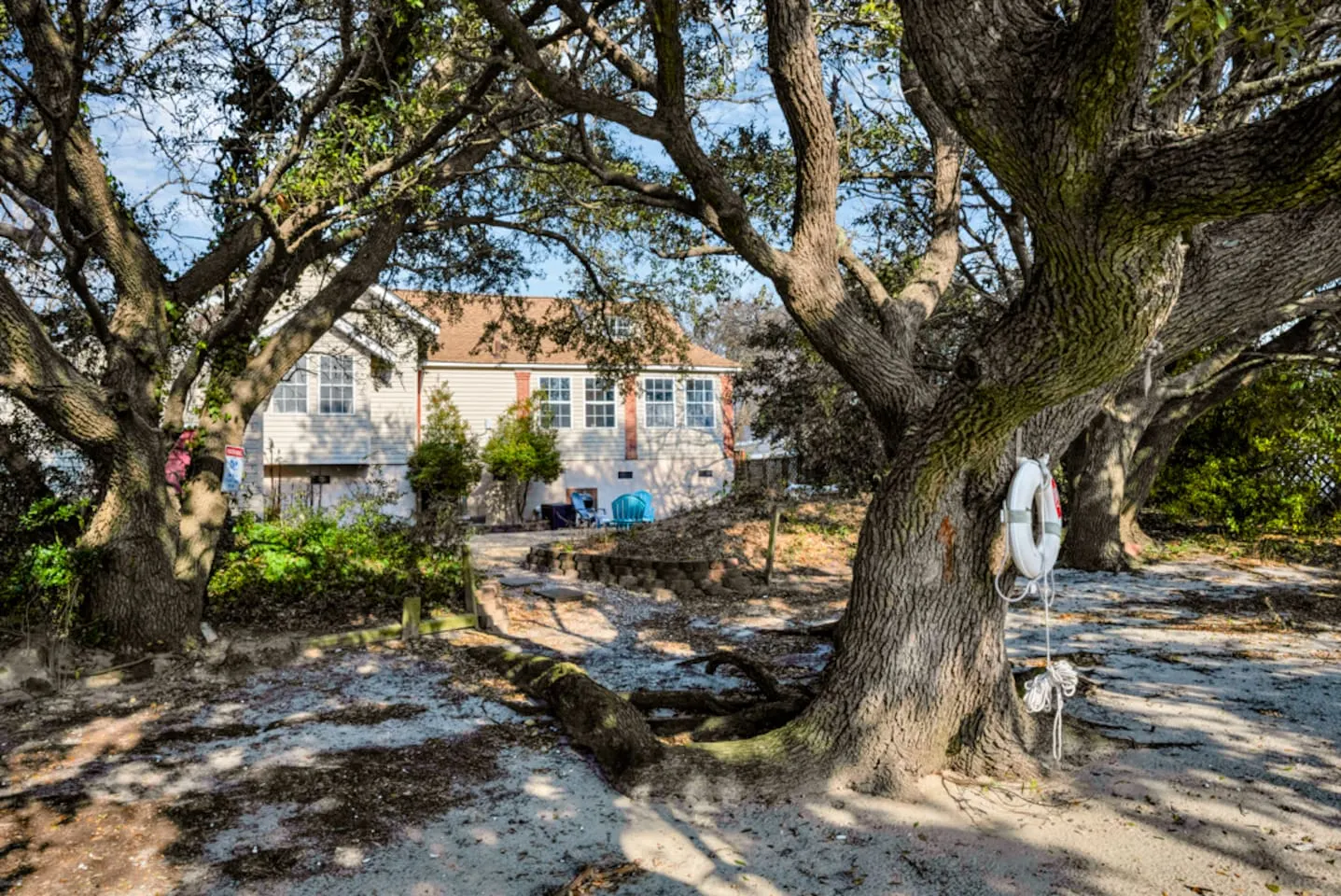 Norfolk Bayfront Retreat Dock + Dogs Welcome 6