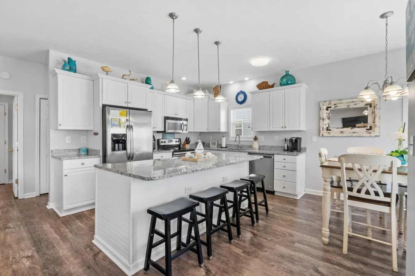 Ocean Lakes Luxe 1Min Walk to Beach & Fire Table 4