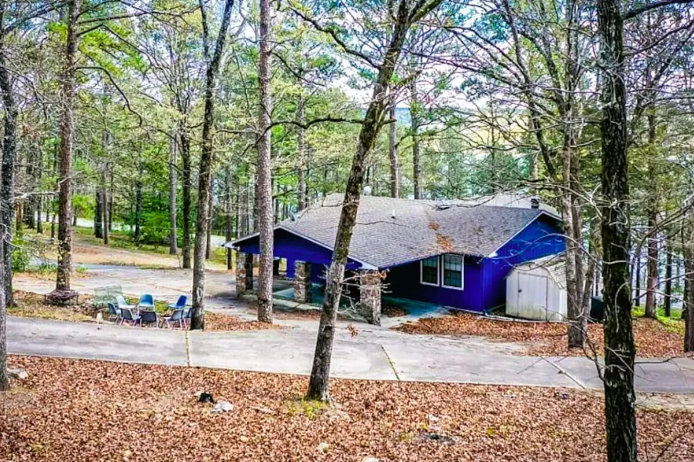 The Blue House at Greers Ferry Lake 7