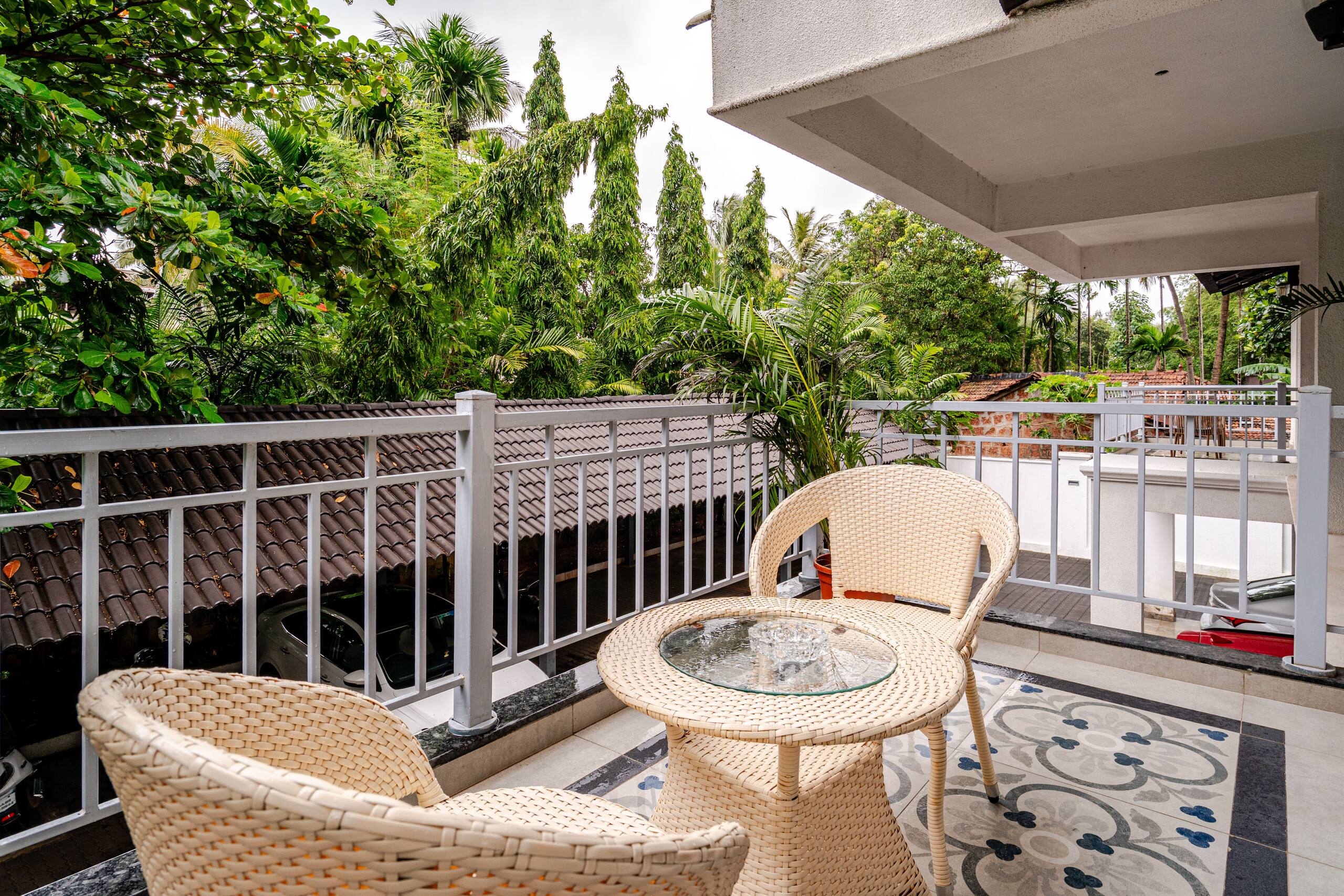 1Bhk near Candolim | Pool 7