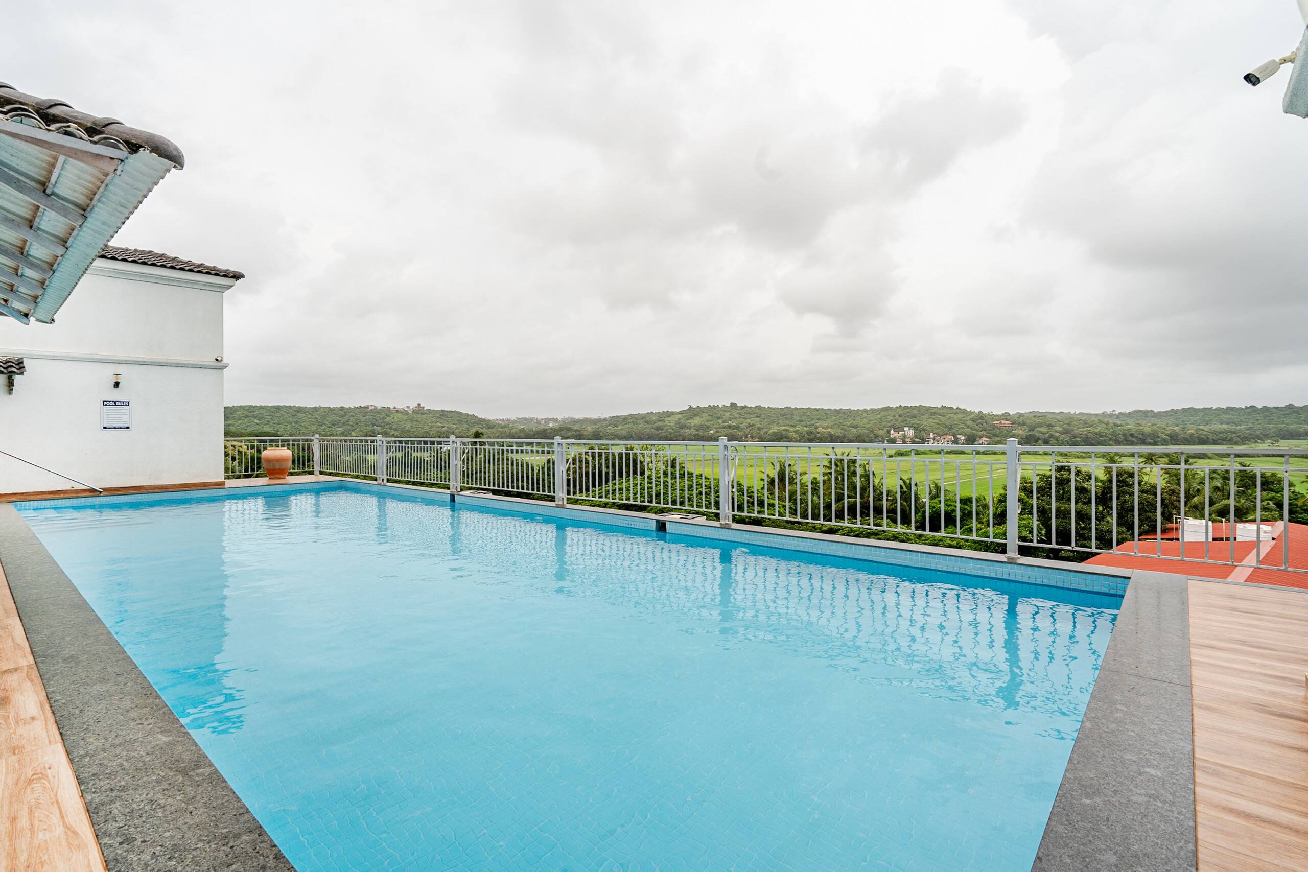 1Bhk near Candolim | Pool 30