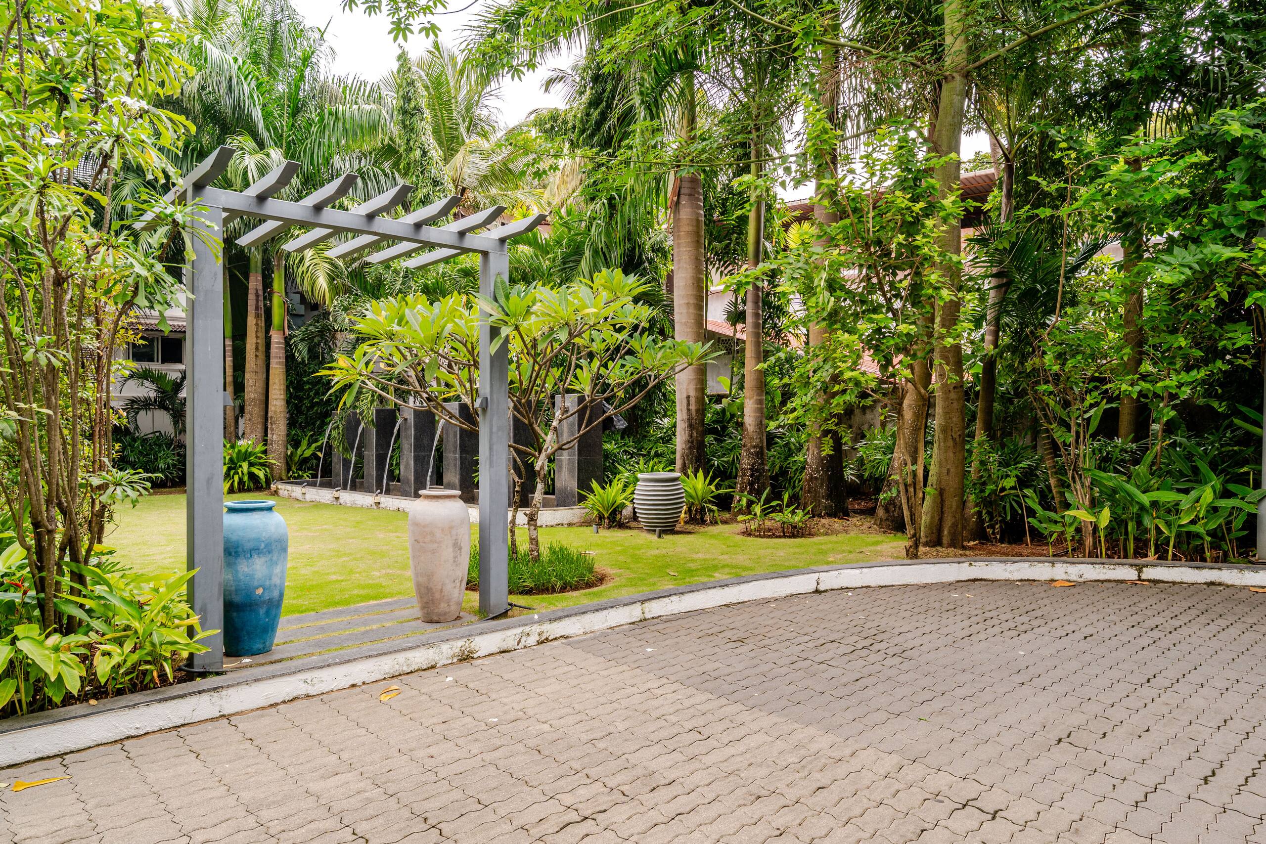 1Bhk near Candolim | Pool 24