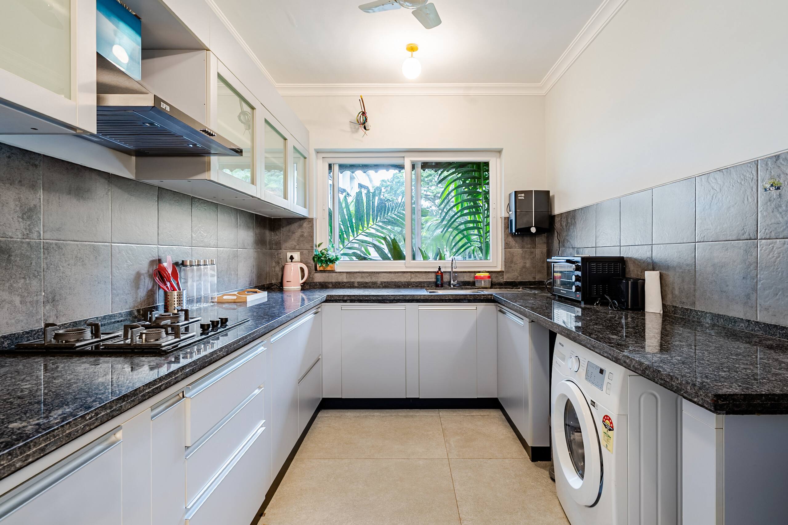 1Bhk near Candolim | Pool 8
