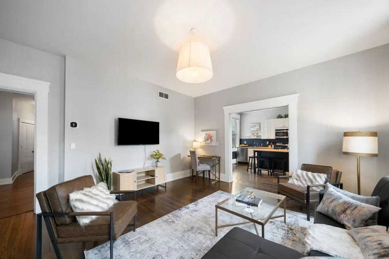 Walkable 2BR Findlay Market Downtown UC 1 12