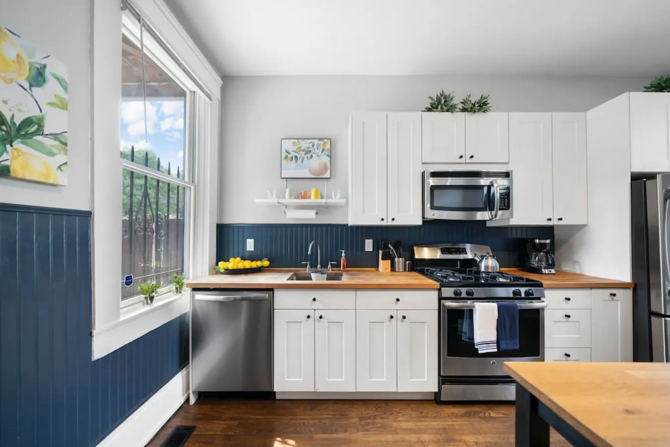 Walkable 2BR | Findlay Market | Downtown | UC 1 — foto 3