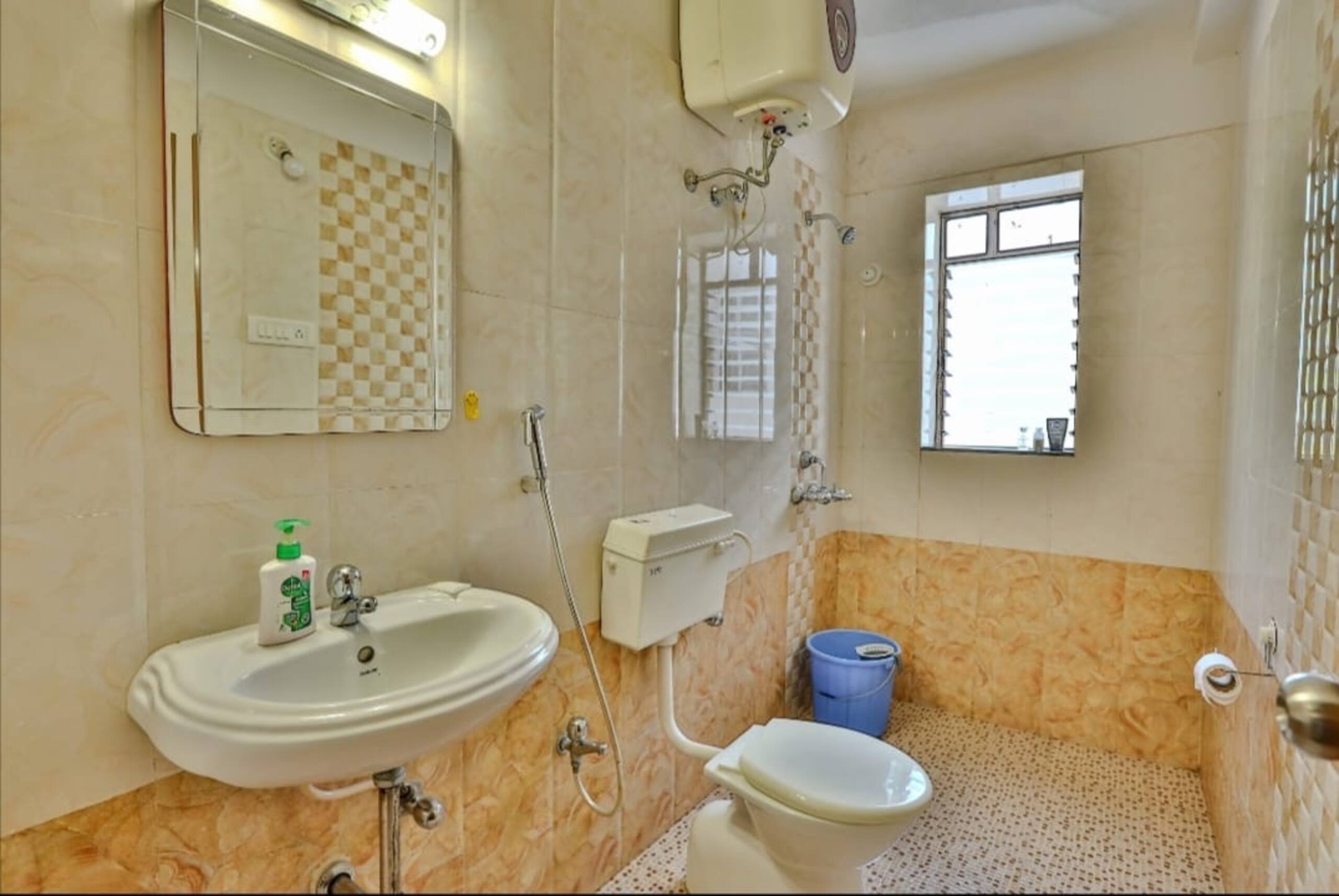 Luxury 2BHK apartment with Pool at Hilltop Vagator 23