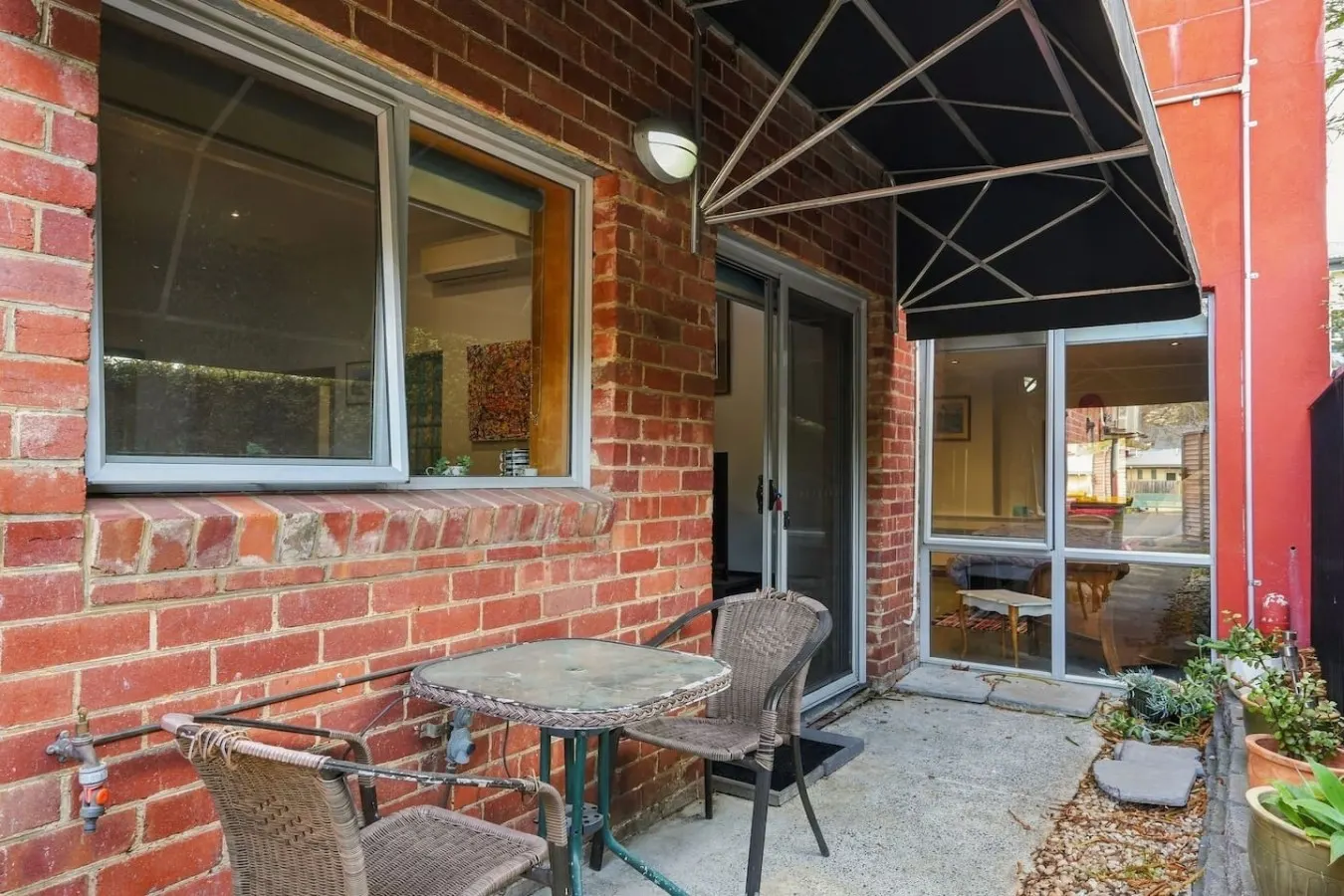 Barber's Hyde 2BR, Walk to Cafés & Waterfront 9