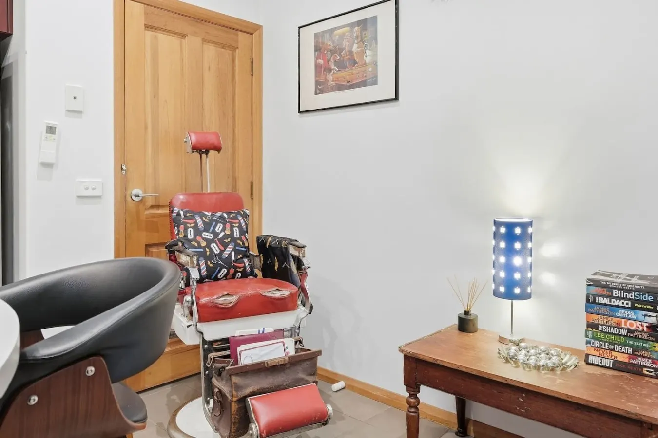 Barber's Hyde 2BR, Walk to Cafés & Waterfront 8