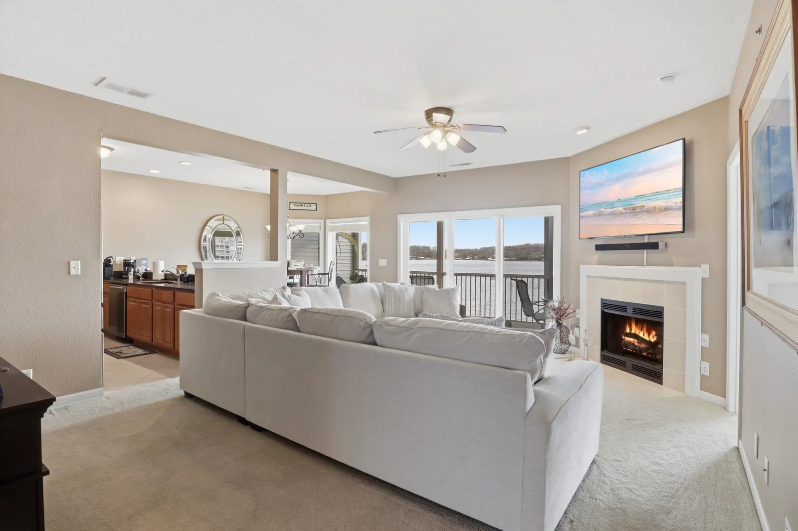 Super Spacious Lakefront Condo | Sleeps 9!