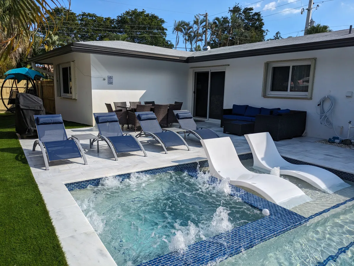 Posh Paradise! Condo 3 Units Heated Pool & Spa 11