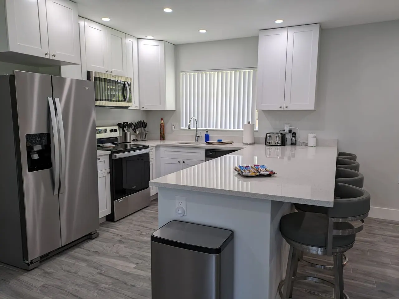 Posh Paradise! Condo 3 Units Heated Pool & Spa 13