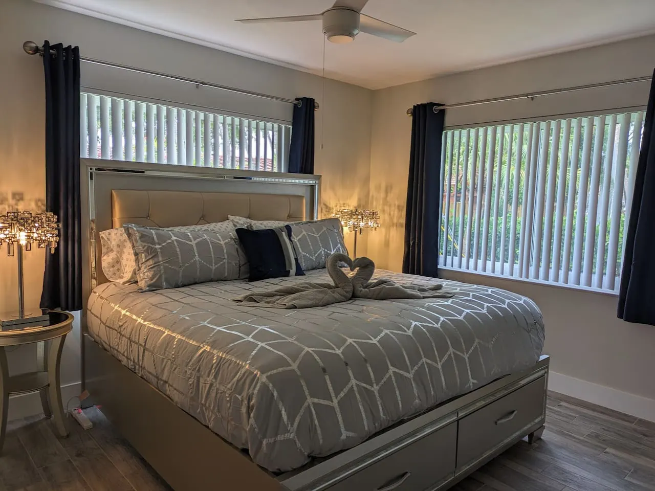 Posh Paradise! Condo 3 Units Heated Pool & Spa 3