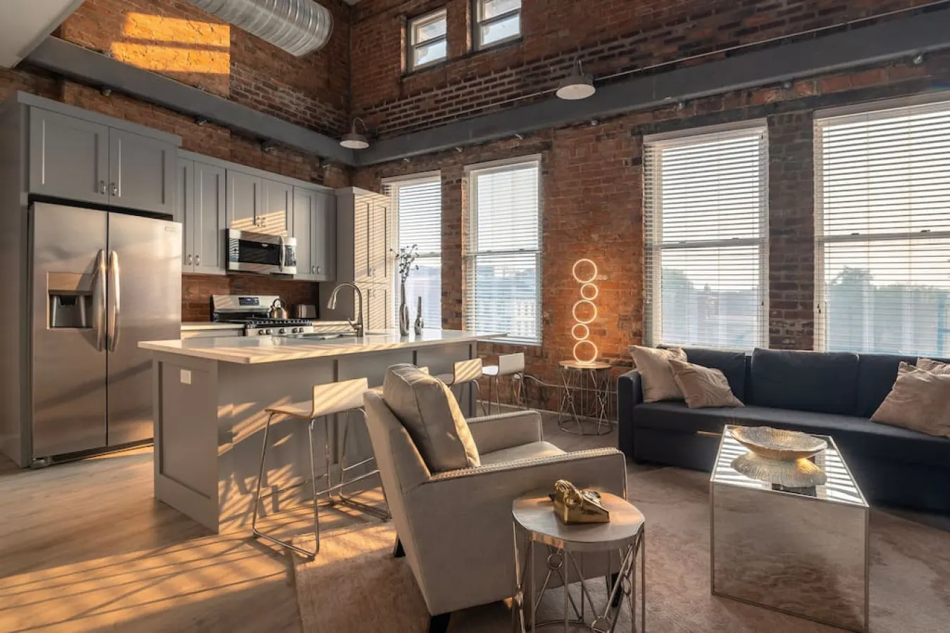 Bubbles Fantasy Suite: Explore OTR/DT & Rhinegeist 11