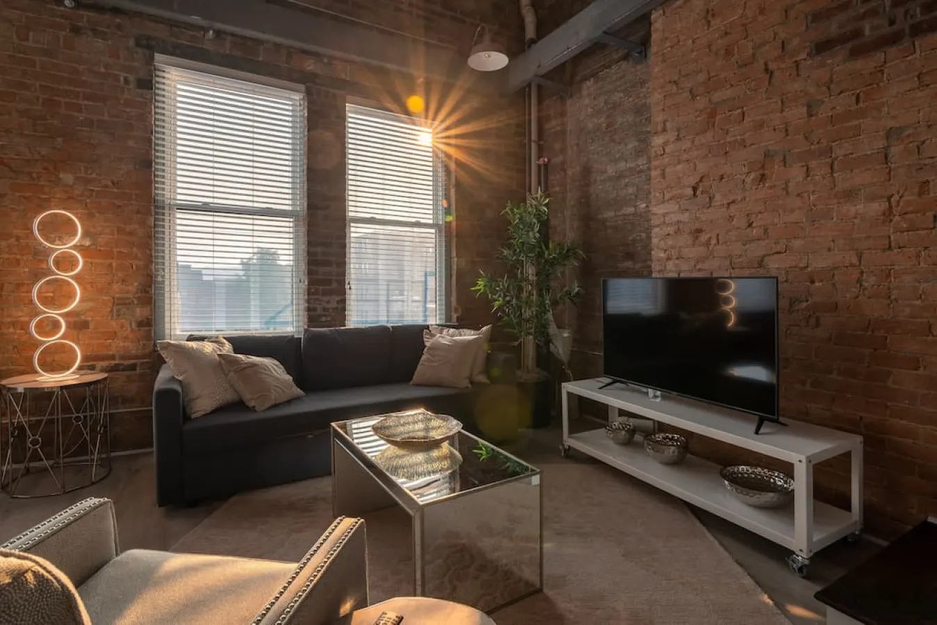 Bubbles Fantasy Suite: Explore OTR/DT & Rhinegeist 20