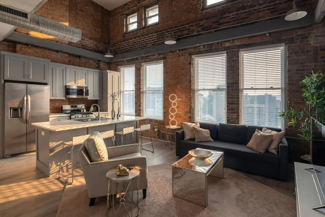 Bubbles Fantasy Suite: Explore OTR/DT & Rhinegeist 7