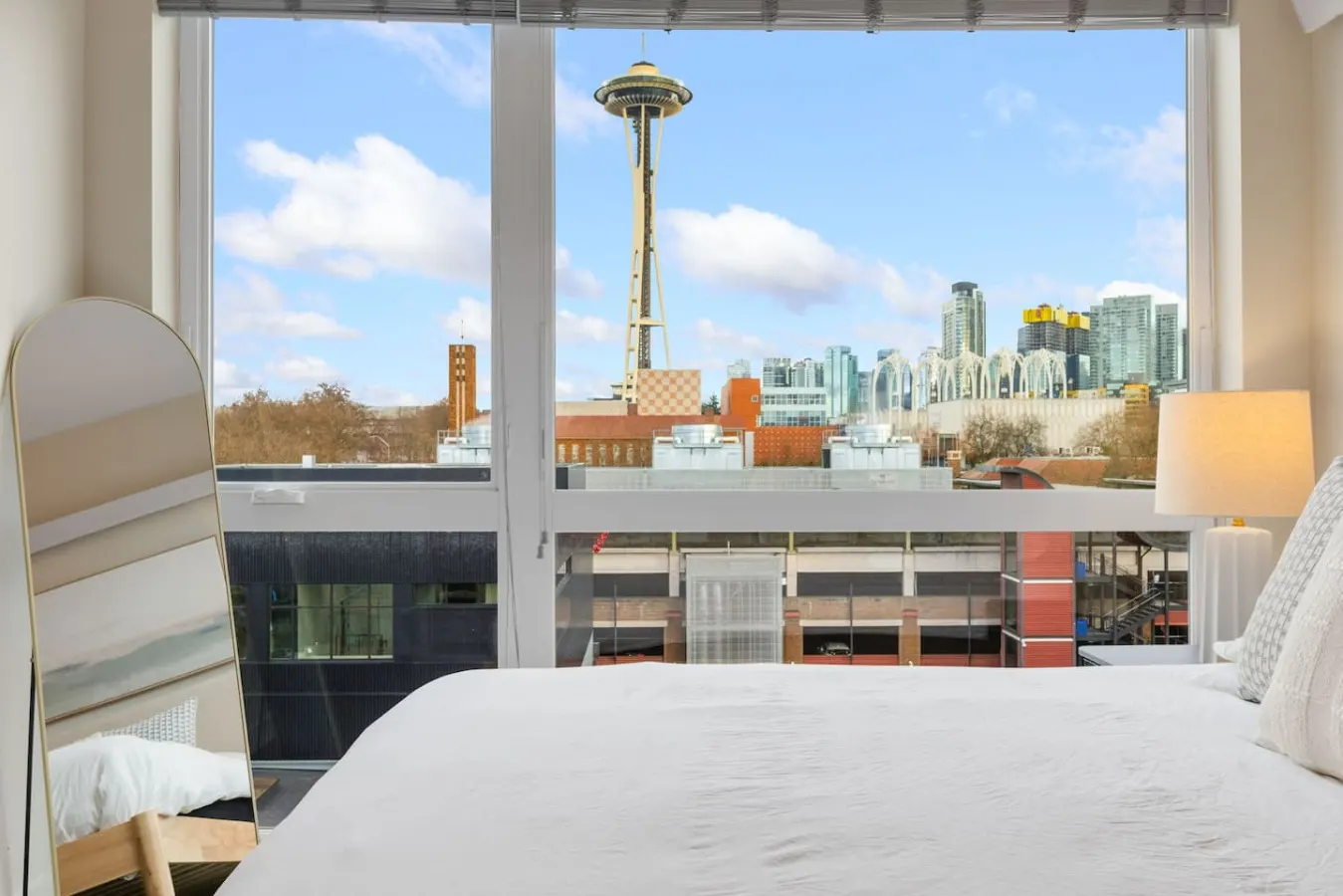 Space Needle Views | Vivid Suite