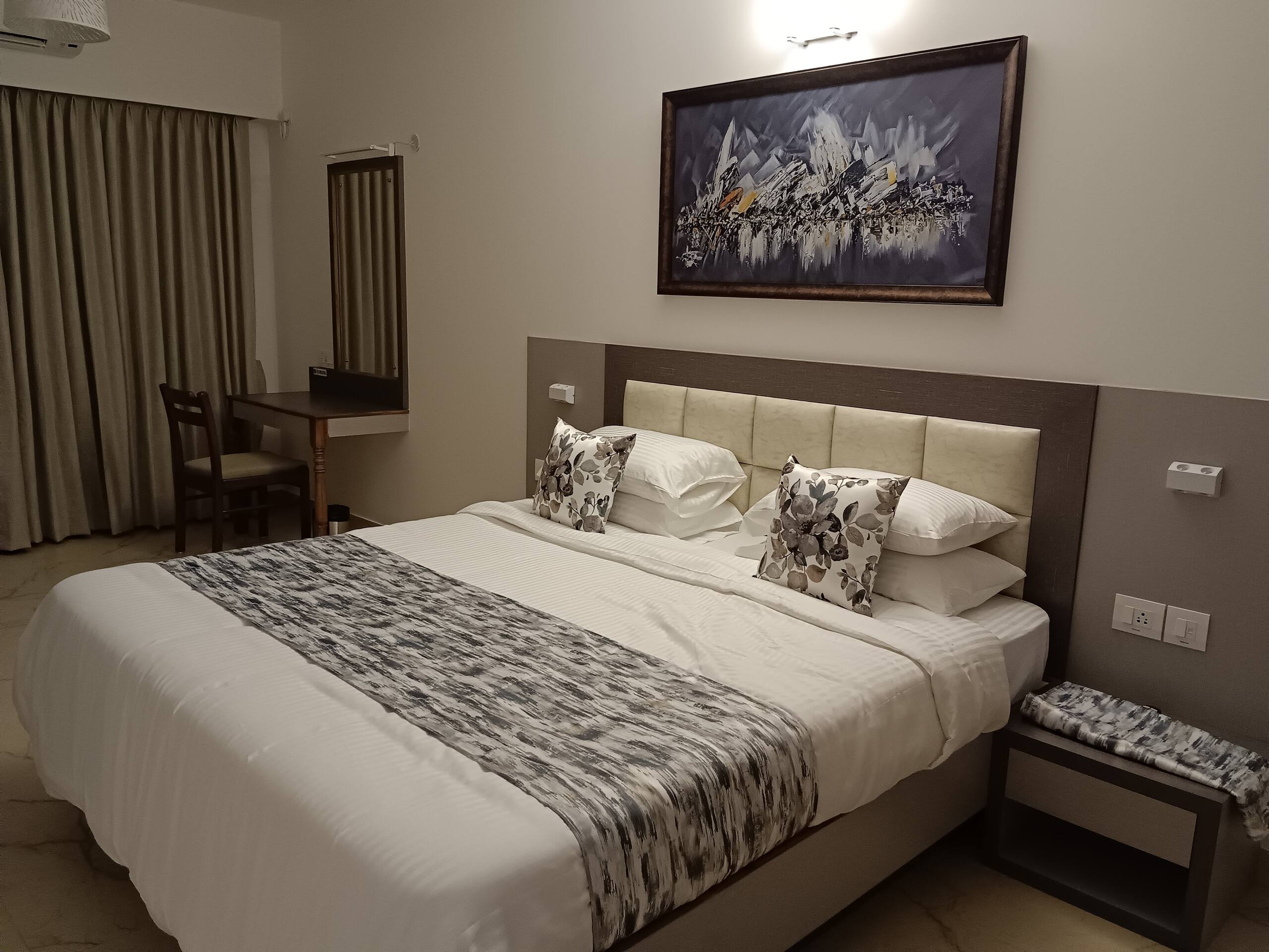 Lotus Villa - 4 Bedroom Luxury Villa in North Goa — photo 1