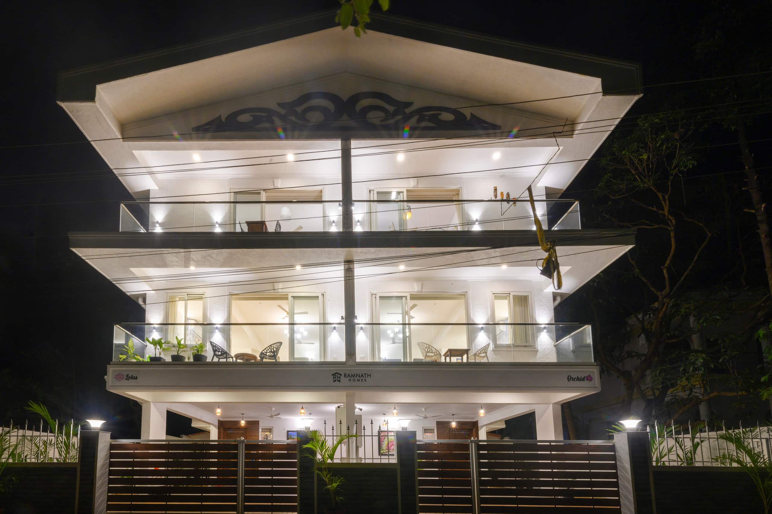 Lotus Villa - 4 Bedroom Luxury Villa in North Goa 8