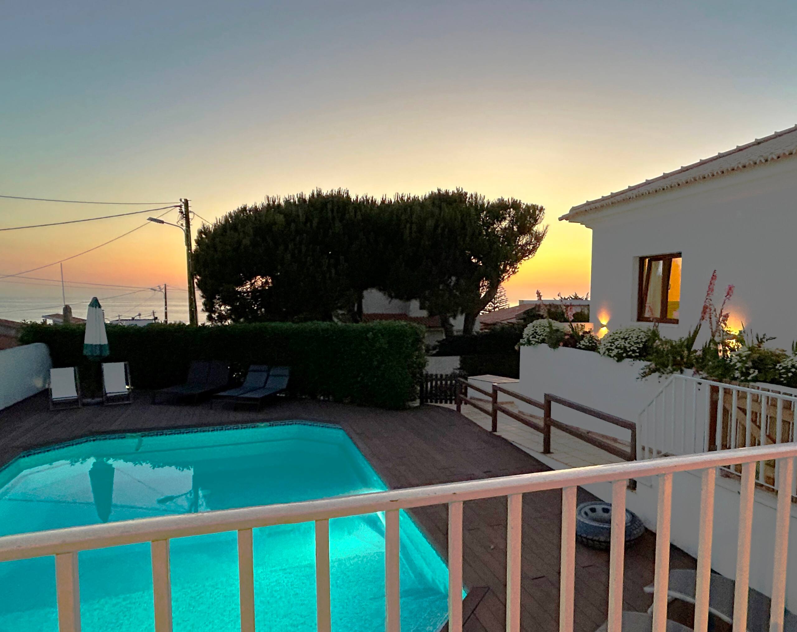 Relax on the sunny pool deck. Children friendly 5
