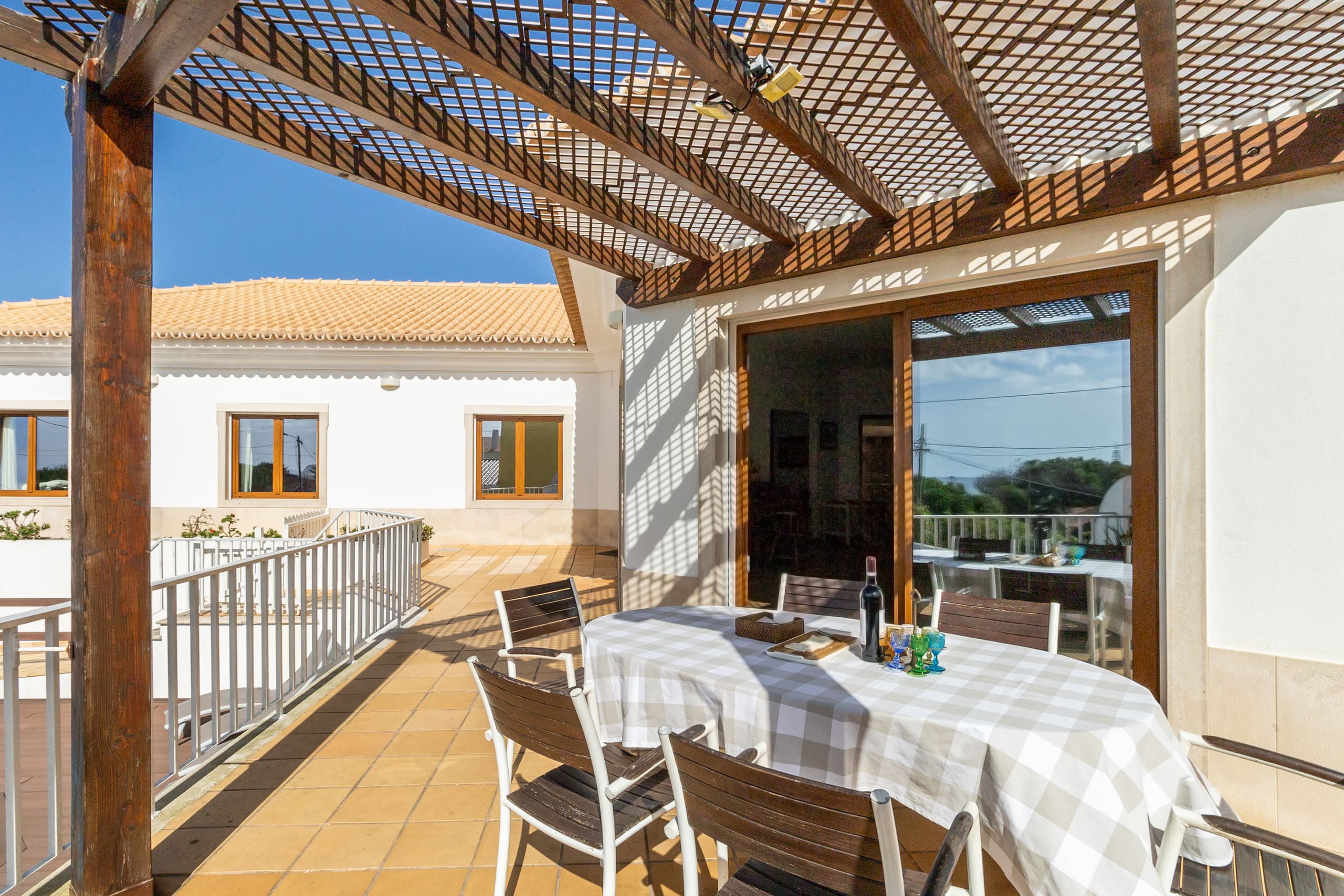 Relax on the sunny pool deck. Children friendly 36