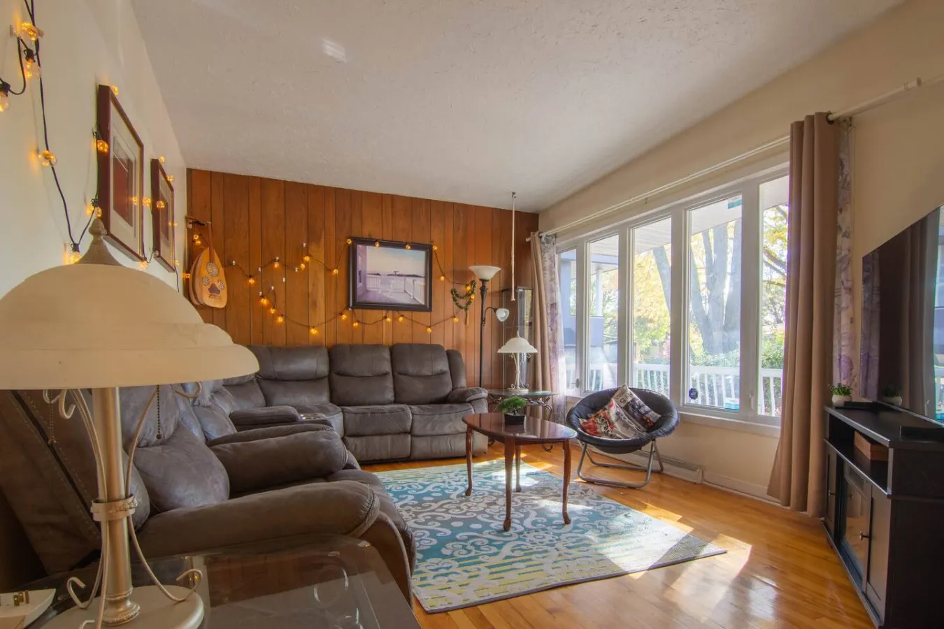 Cozy Home – 6p – Centropolis & Carrefour Laval