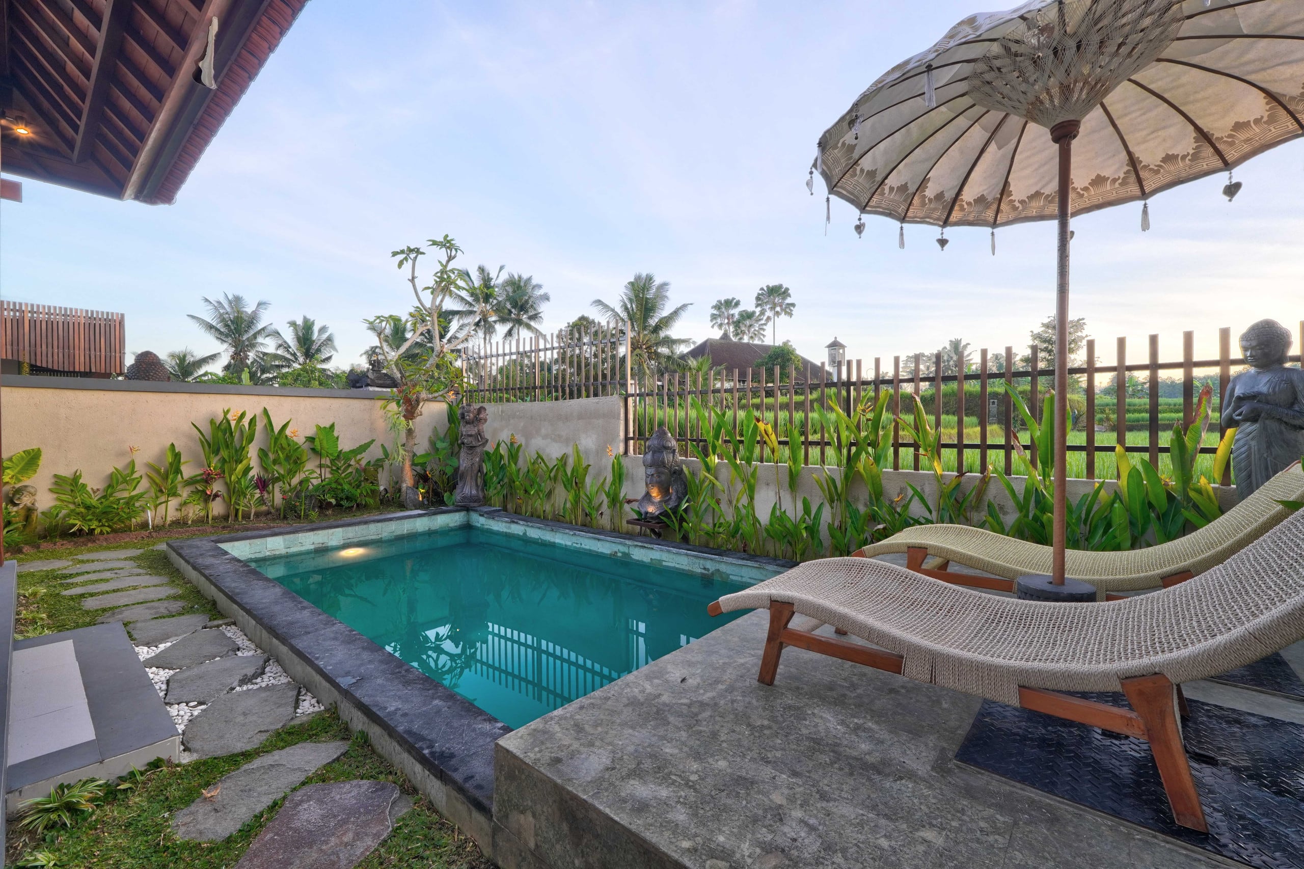 Romantic private pool villa near Alas Harum 37