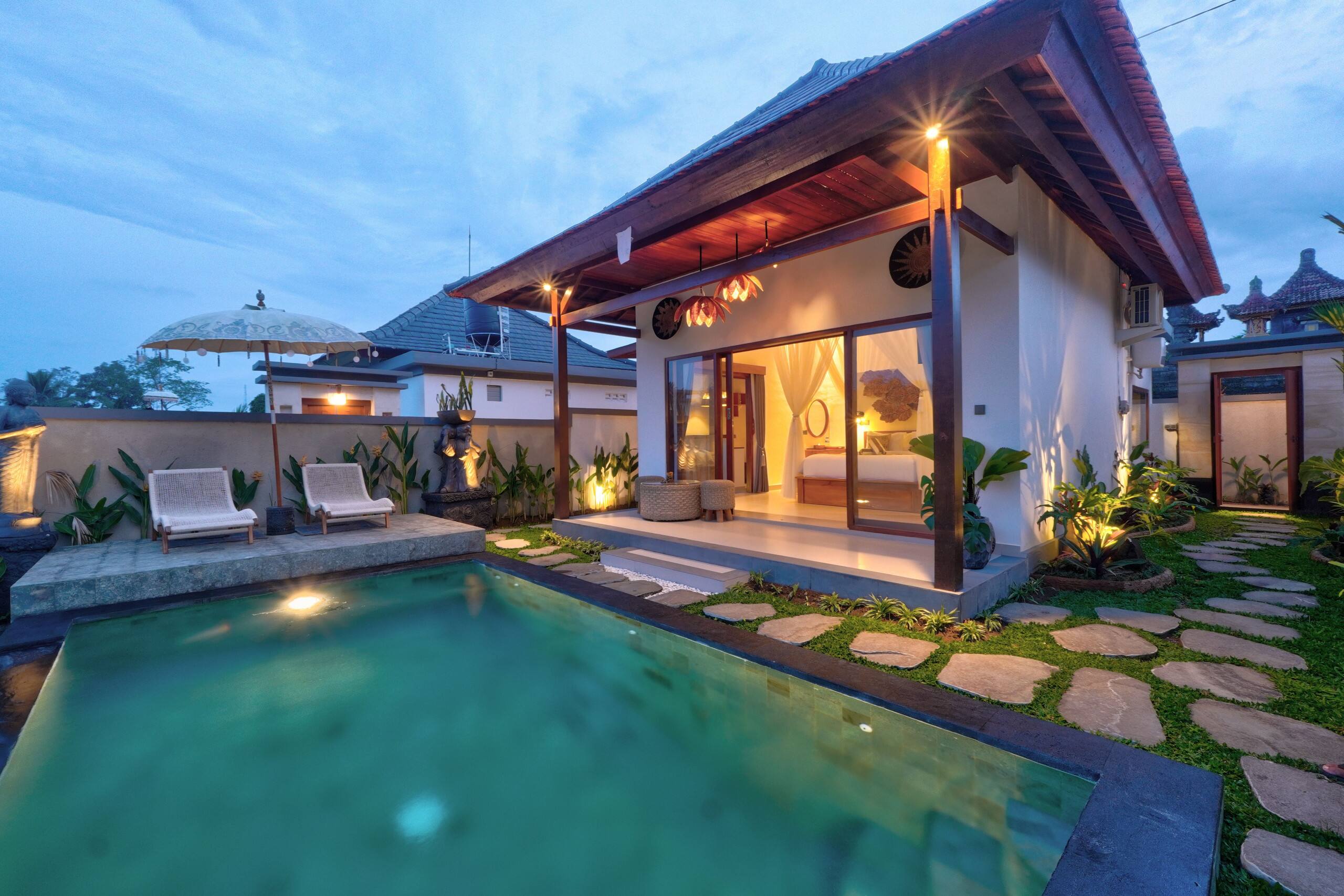 Romantic private pool villa near Alas Harum 13