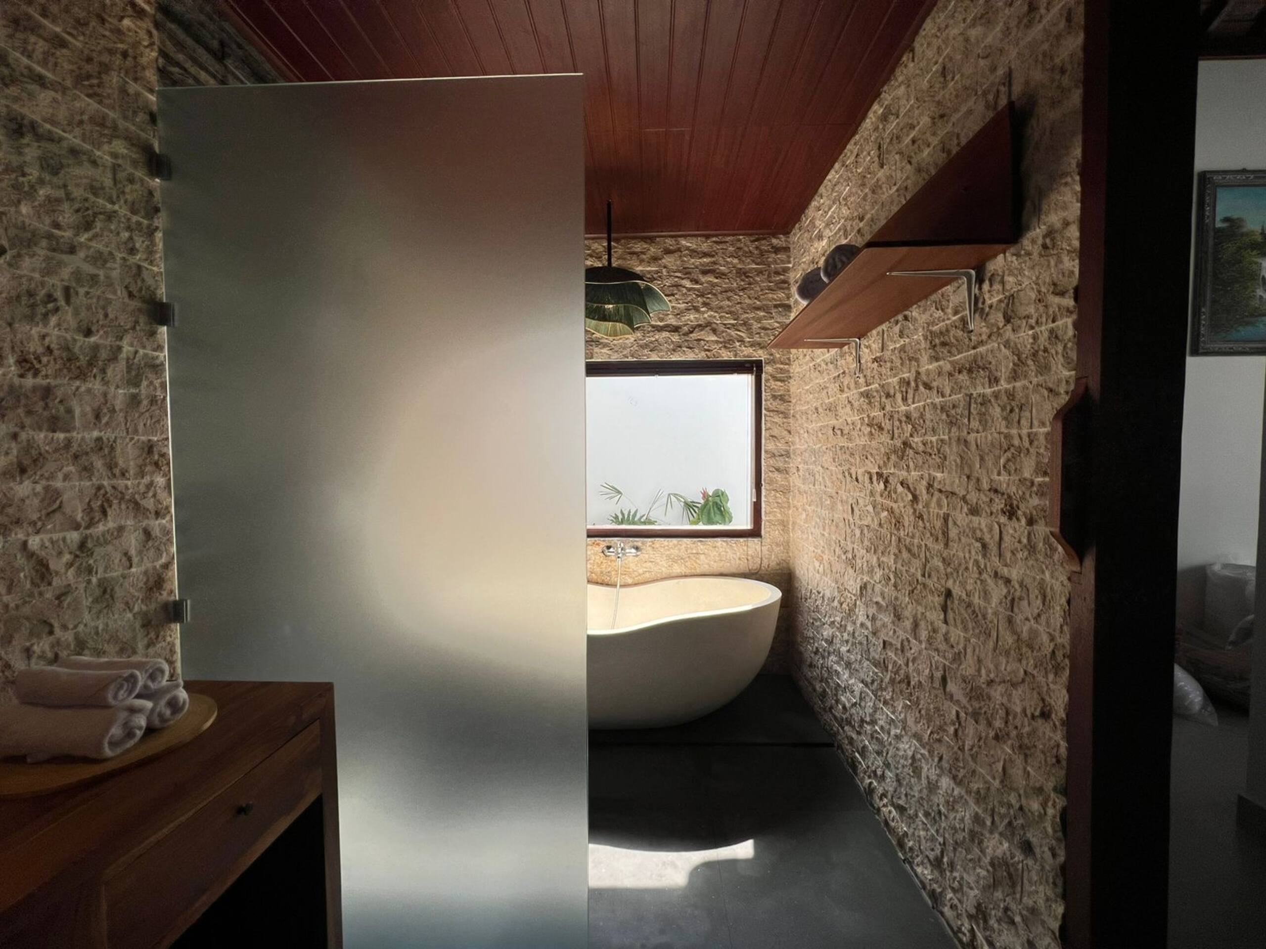 Romantic private pool villa near Alas Harum 28
