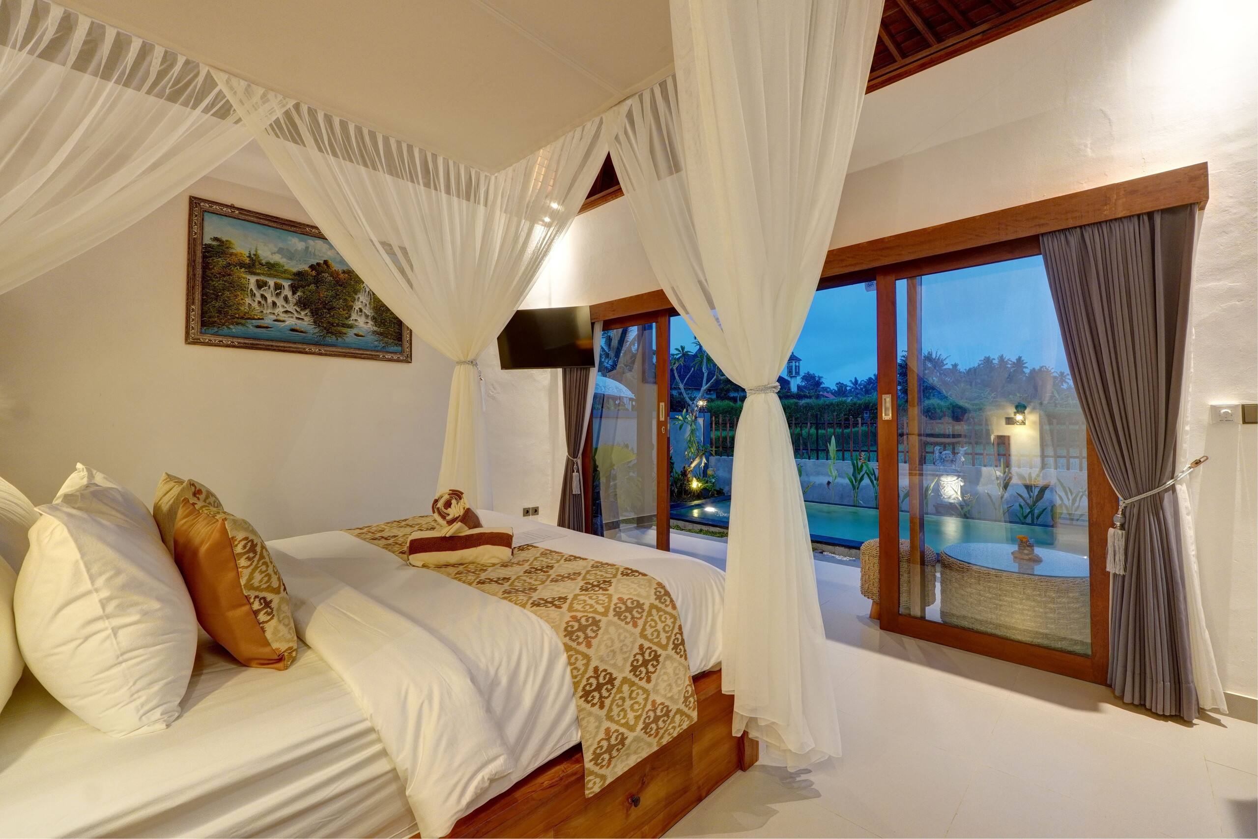 Romantic private pool villa near Alas Harum 14