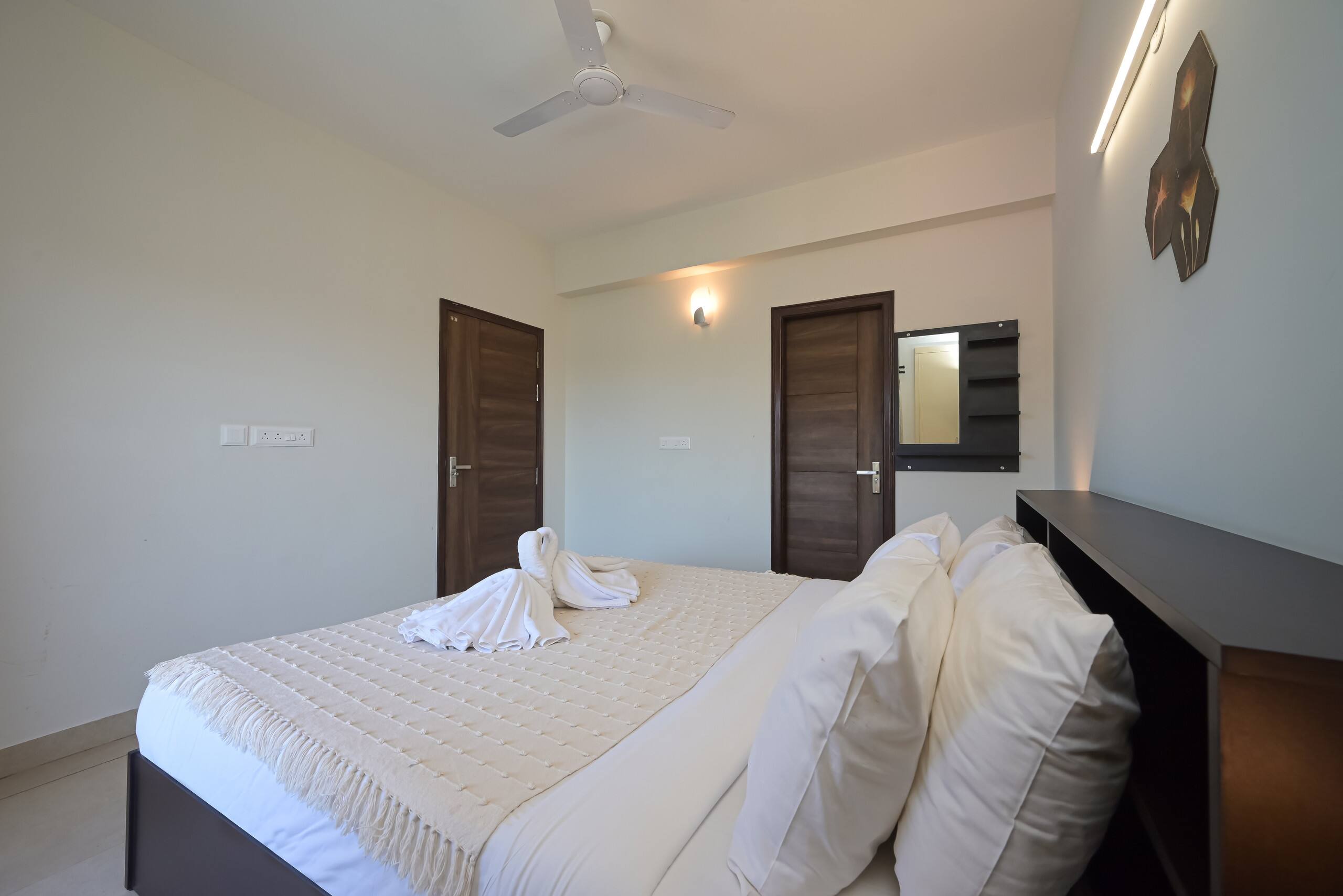 Candolim Apt with Pool, Close to Beach 16