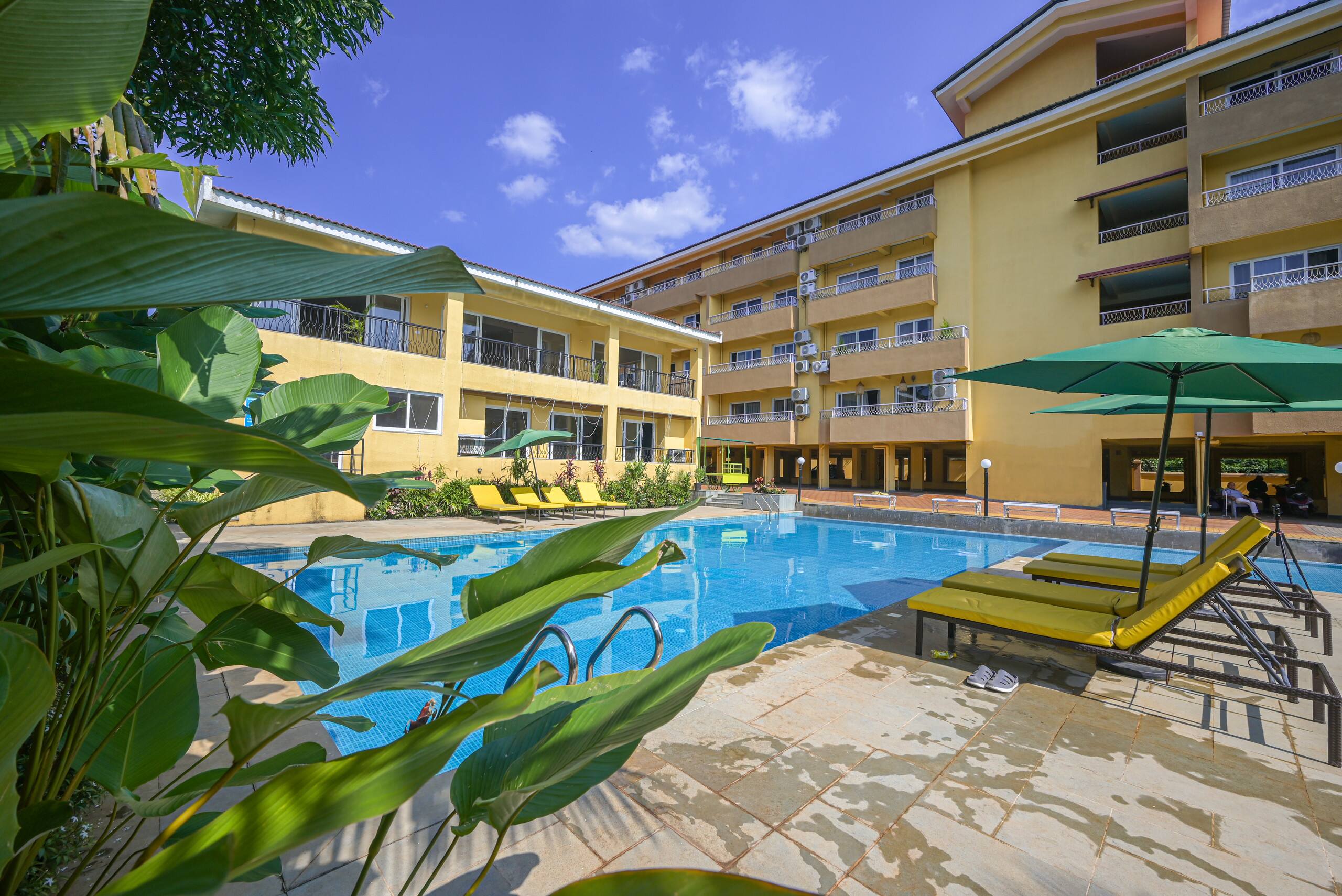 Candolim Apt with Pool, Close to Beach 7