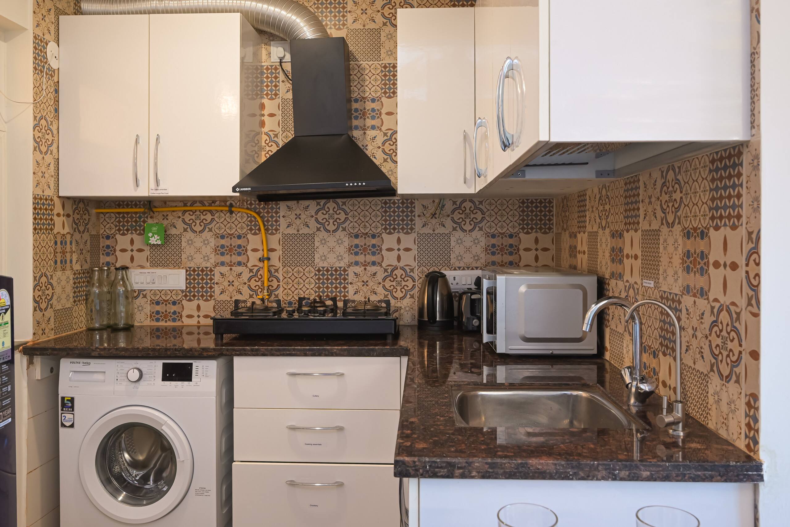 Candolim Apt with Pool, Close to Beach 11