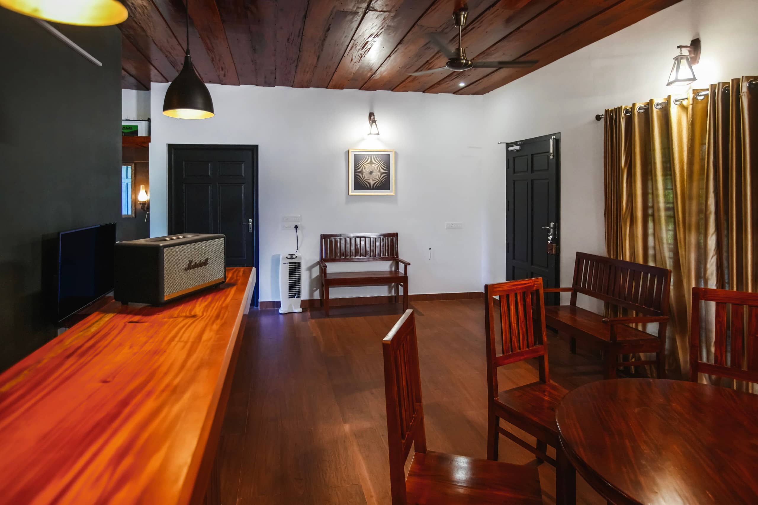 Emerald Backwaters | Private Waterfront Villa. 7