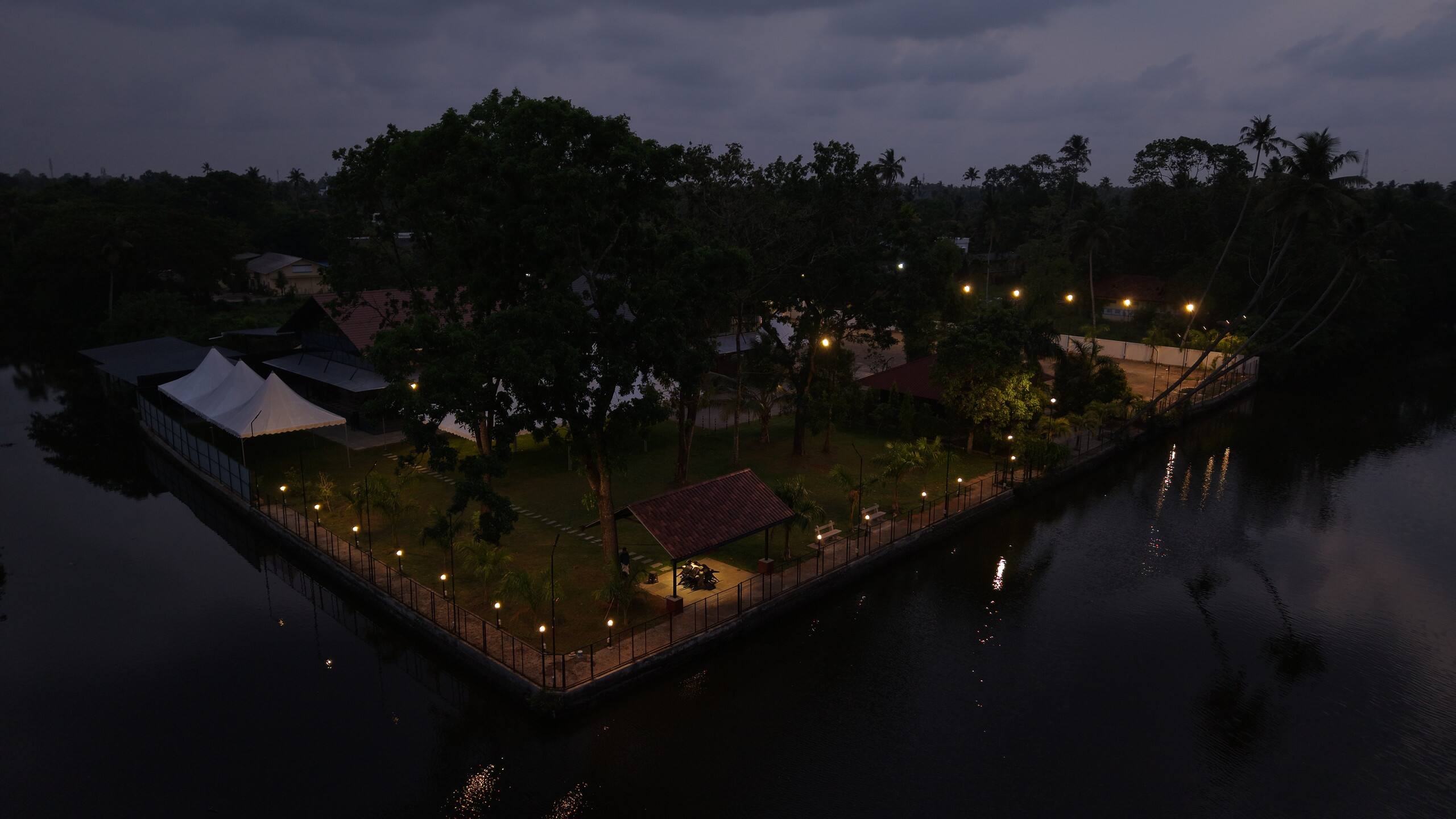 Emerald Backwaters | Private Waterfront Villa. 24