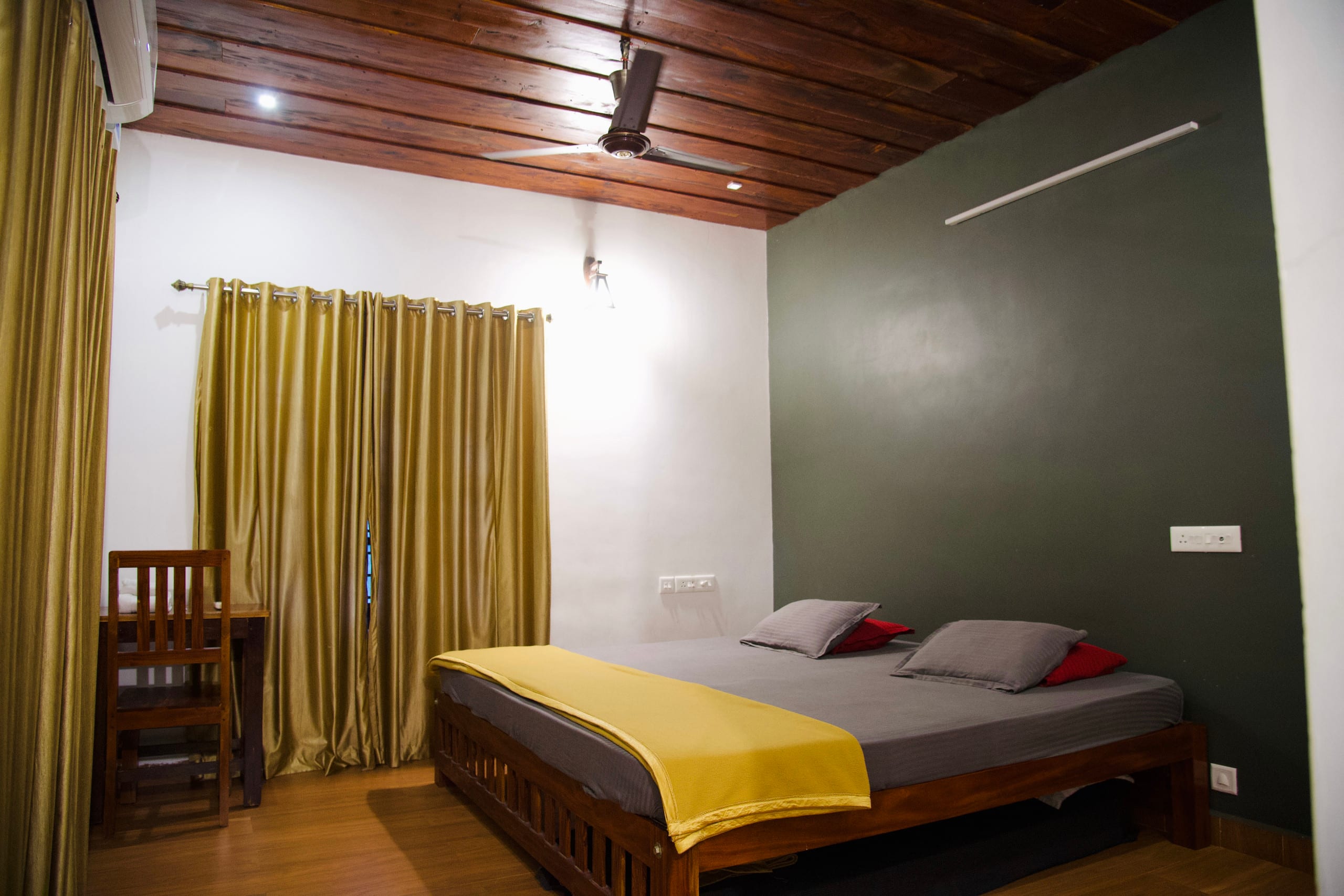 Emerald Backwaters | Private Waterfront Villa. 3
