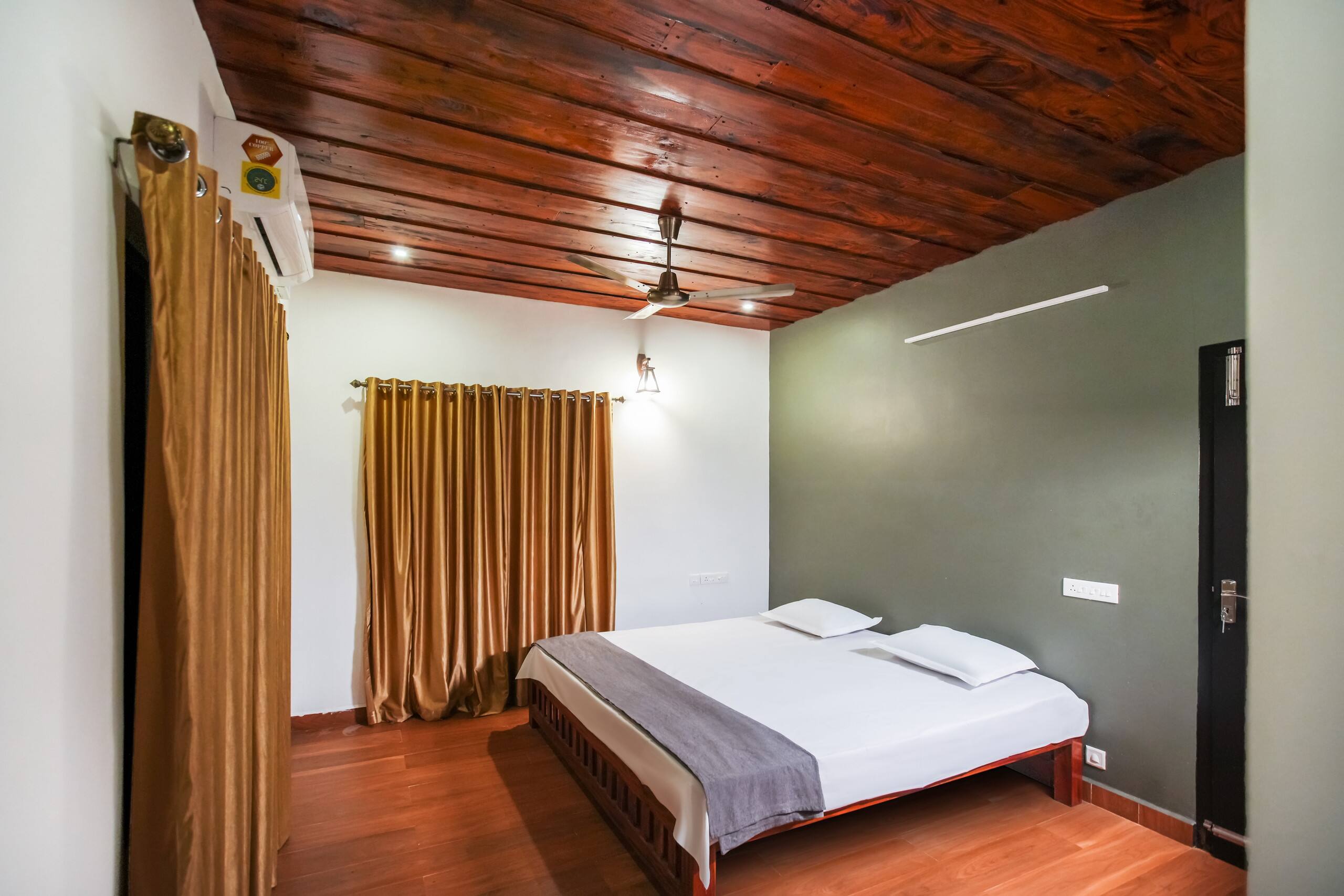 Emerald Backwaters | Private Waterfront Villa. 16